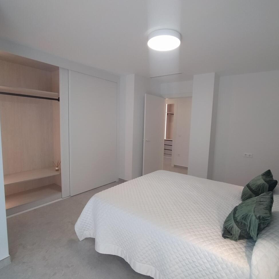 3 Bed, 2 Bath, ApartmentFor Sale, Torrevieja, Alicante