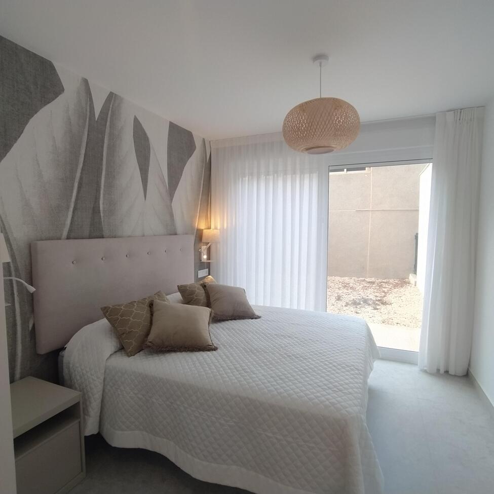 3 Bed, 2 Bath, ApartmentFor Sale, Torrevieja, Alicante