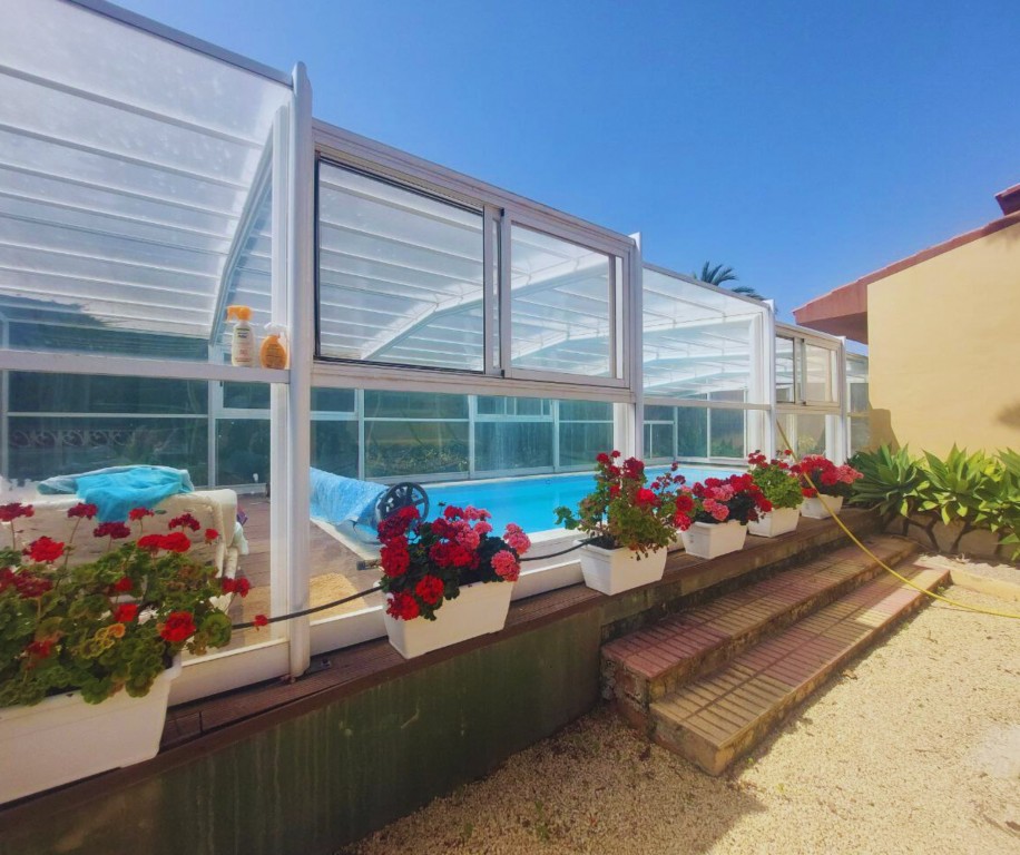 5 Bed, 3 Bath, HouseFor Sale, Albir, Alicante