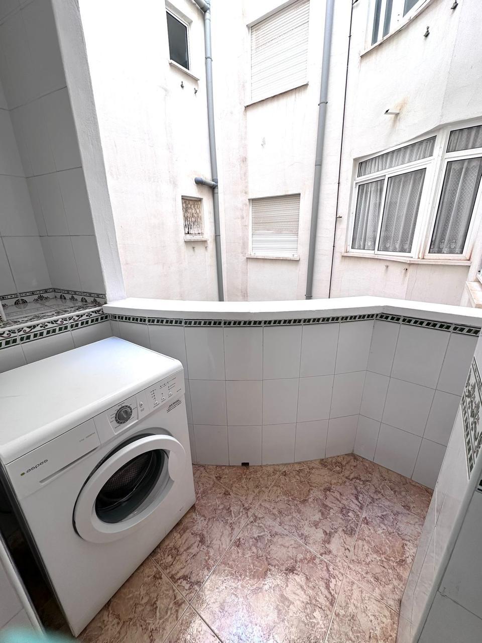 2 Bed, 1 Bath, ApartmentFor Sale, Torrevieja, Alicante