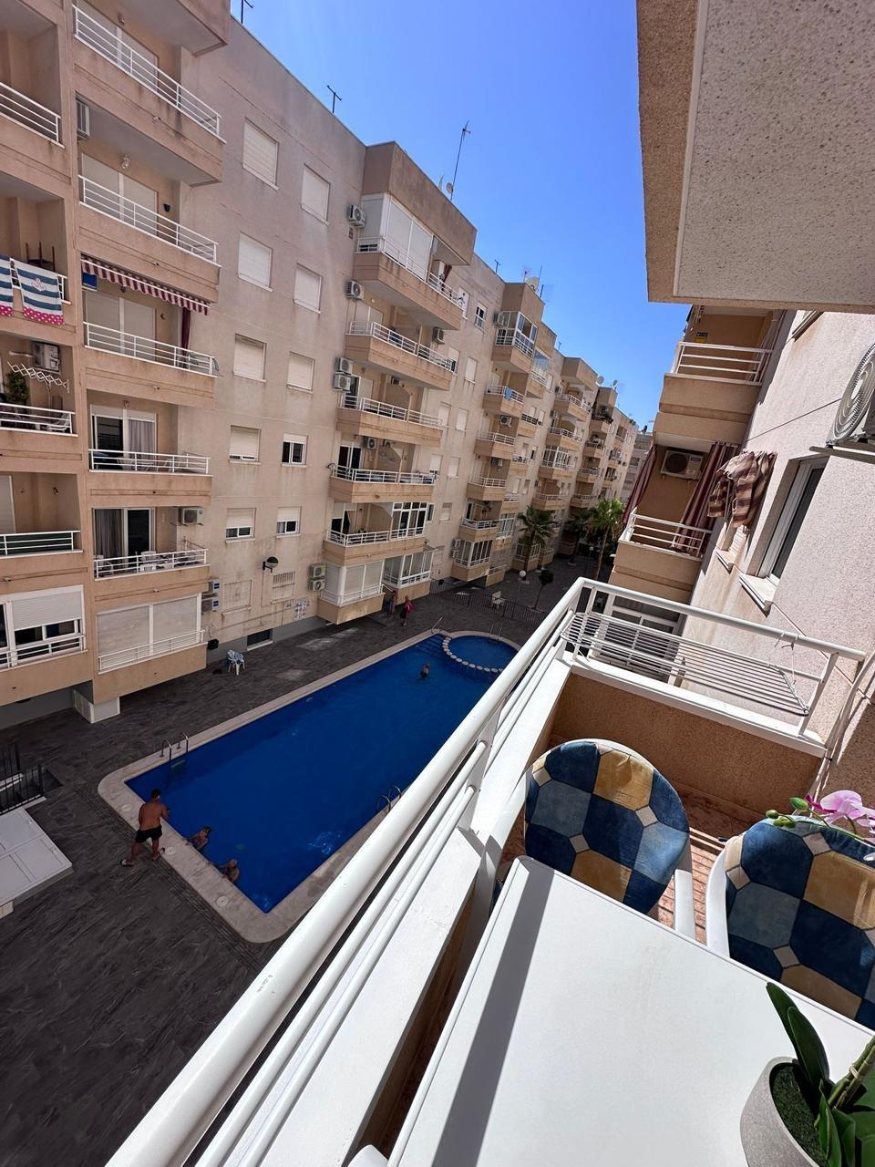 2 Bed, 1 Bath, ApartmentFor Sale, Torrevieja, Alicante