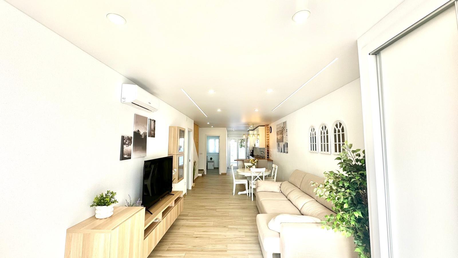 3 Bed, 2 Bath, HouseFor Sale, Torrevieja, Alicante