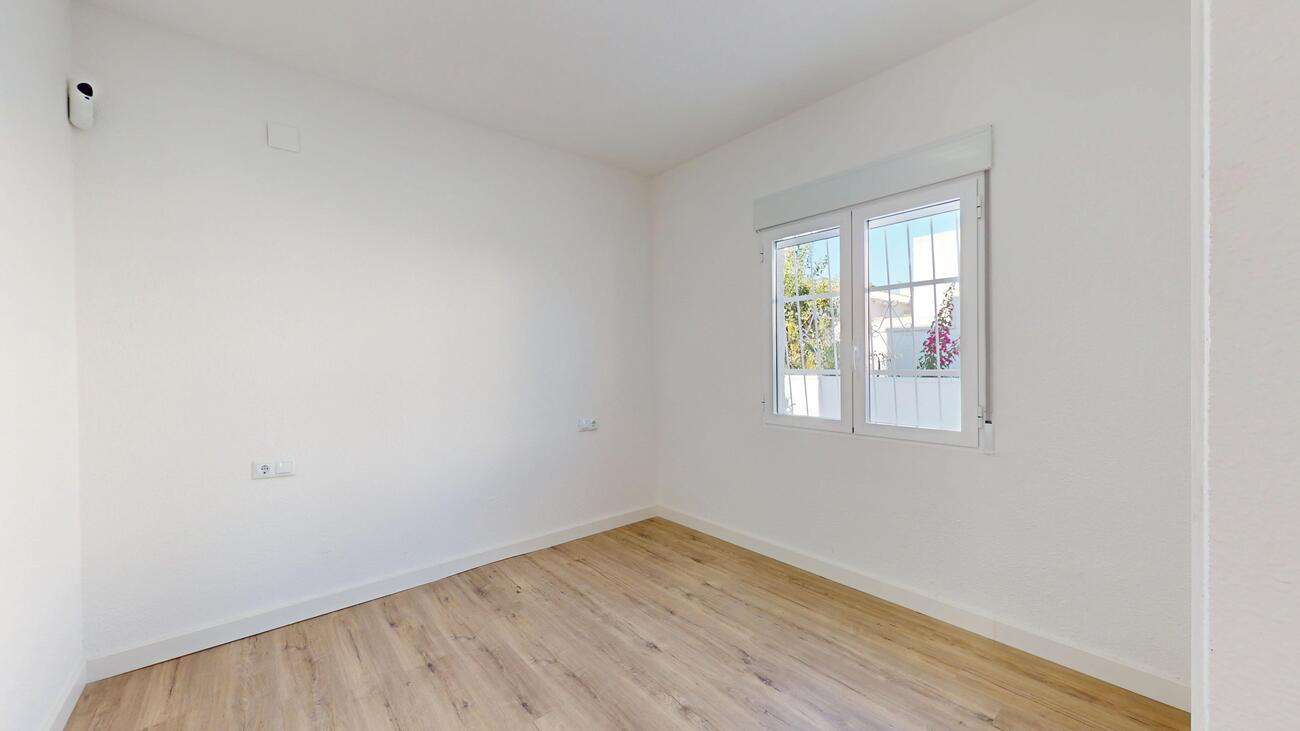 2 Bed, 1 Bath, HouseFor Sale, Villamartin, Alicante