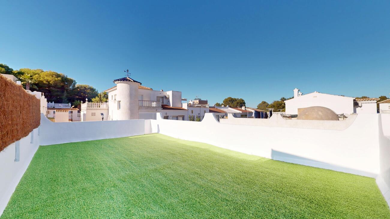 2 Bed, 1 Bath, HouseFor Sale, Villamartin, Alicante