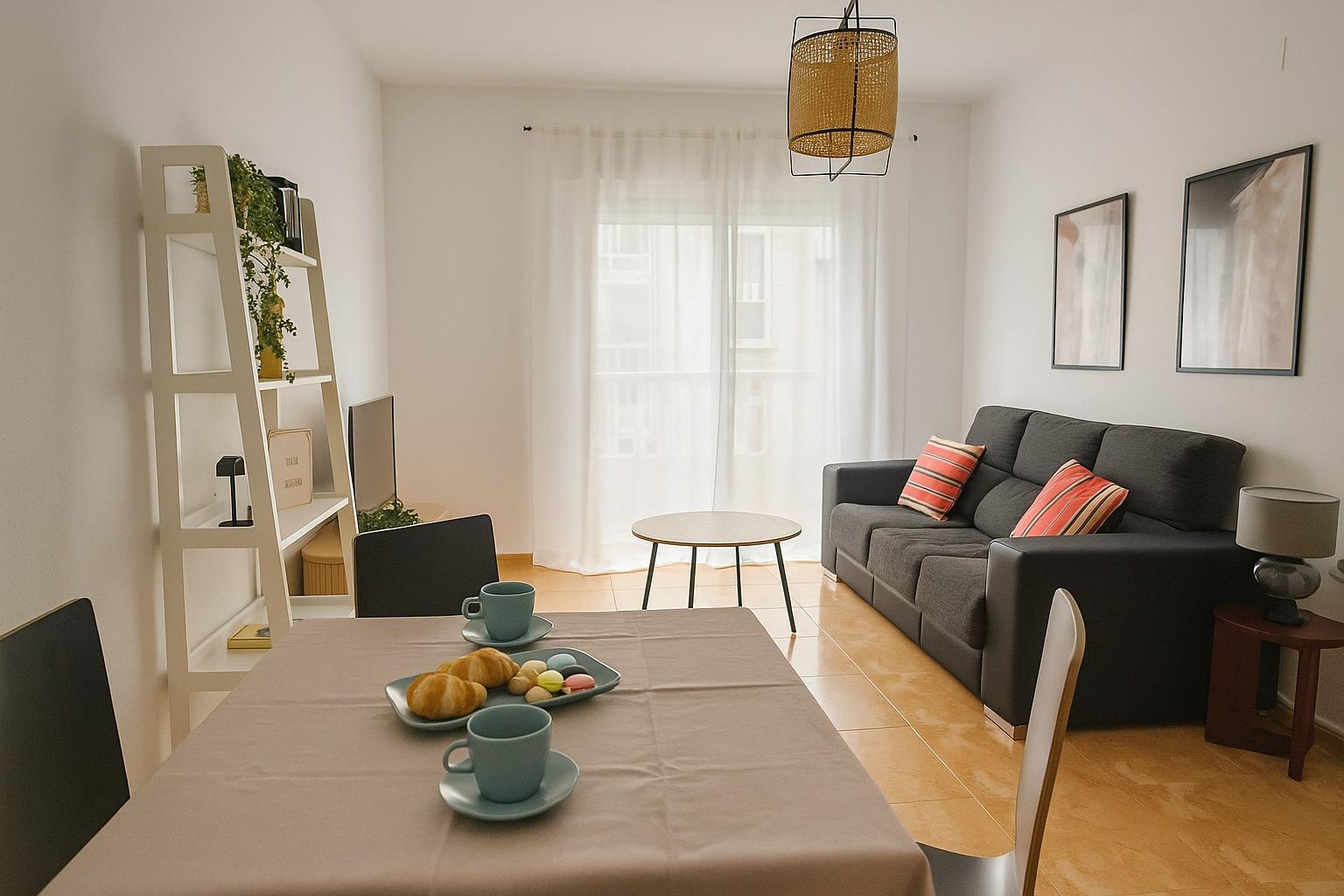 2 Bed, 1 Bath, ApartmentFor Sale, Torrevieja, Alicante