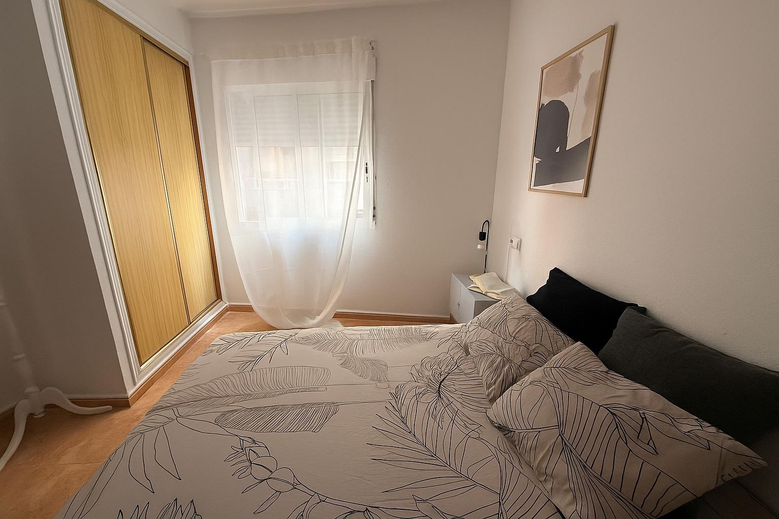 2 Bed, 1 Bath, ApartmentFor Sale, Torrevieja, Alicante