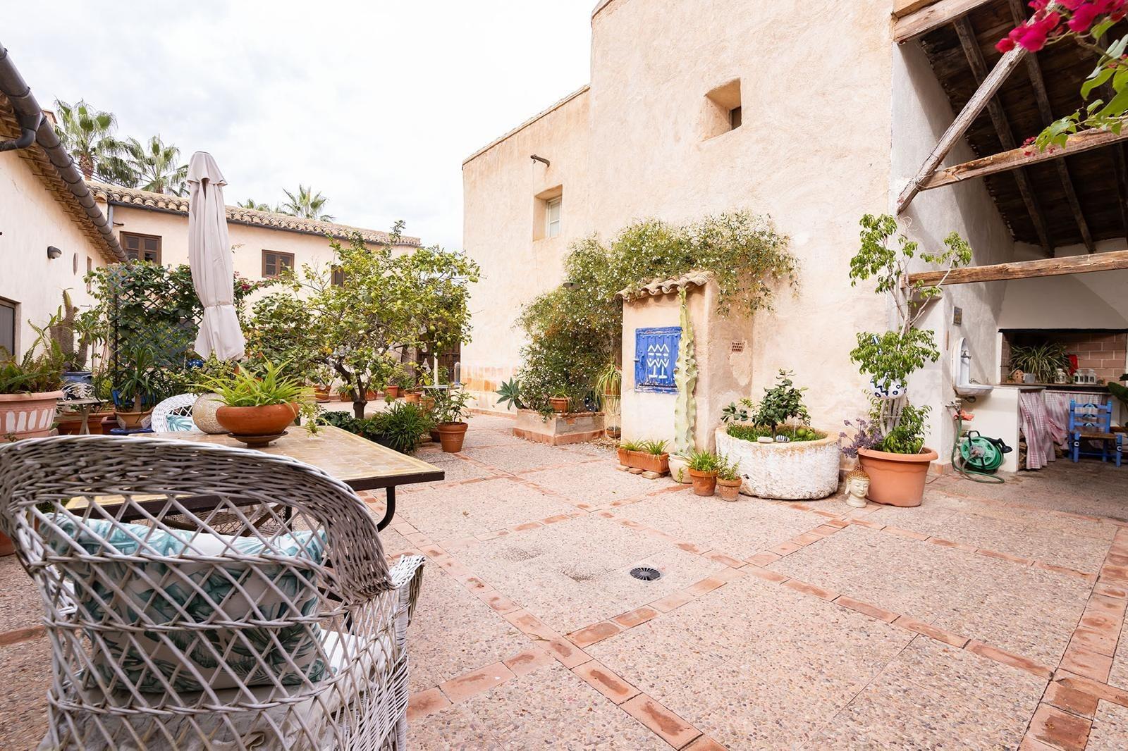 8 Bed, 4 Bath, HouseFor Sale, Los Martinez Del Puerto, Murcia