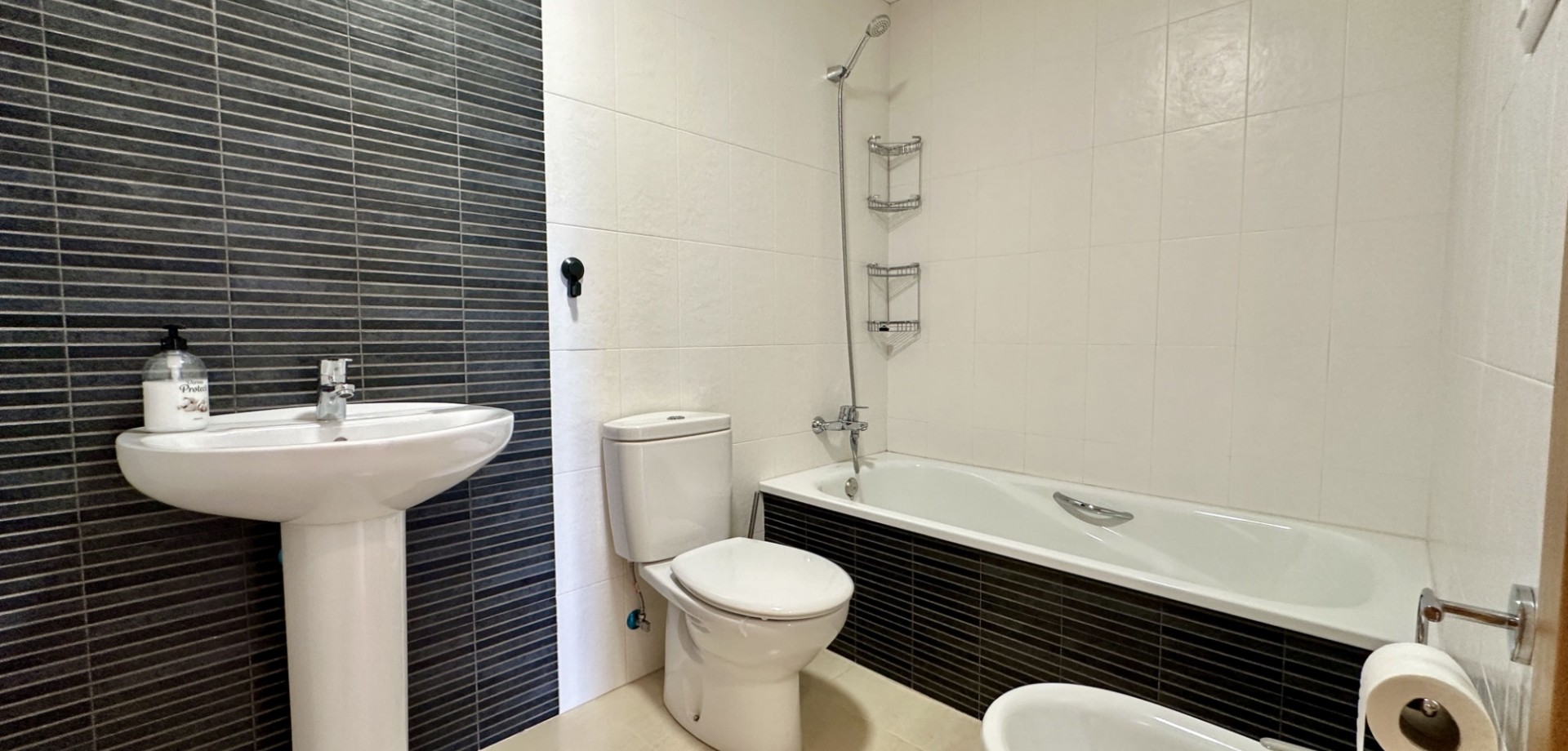 3 Bed, 2 Bath, ApartmentFor Sale, San Miguel de Salinas, Alicante