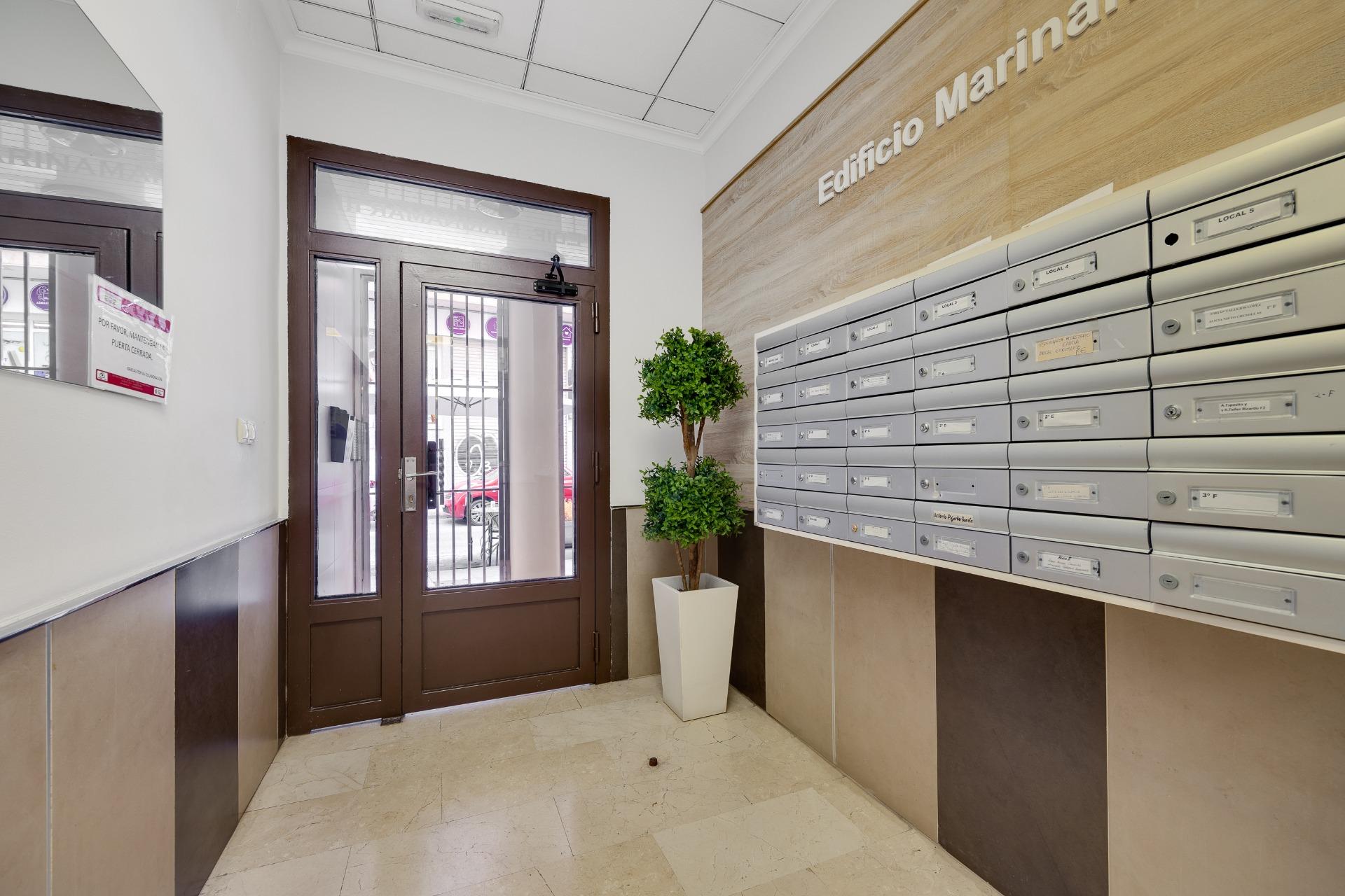 3 Bed, 2 Bath, ApartmentFor Sale, Torrevieja, Alicante