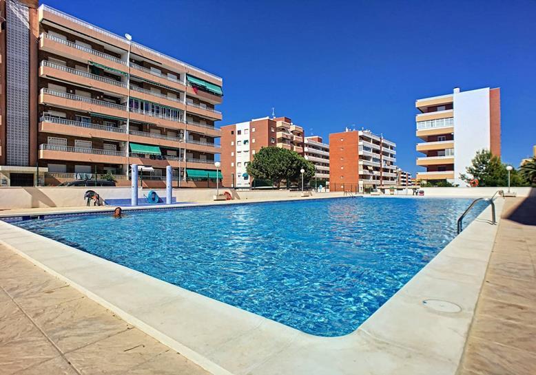2 Bed, 1 Bath, ApartmentFor Sale, Punta Prima, Alicante