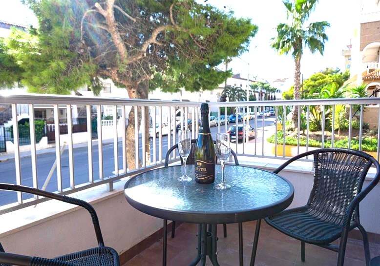 2 Bed, 1 Bath, ApartmentFor Sale, Punta Prima, Alicante