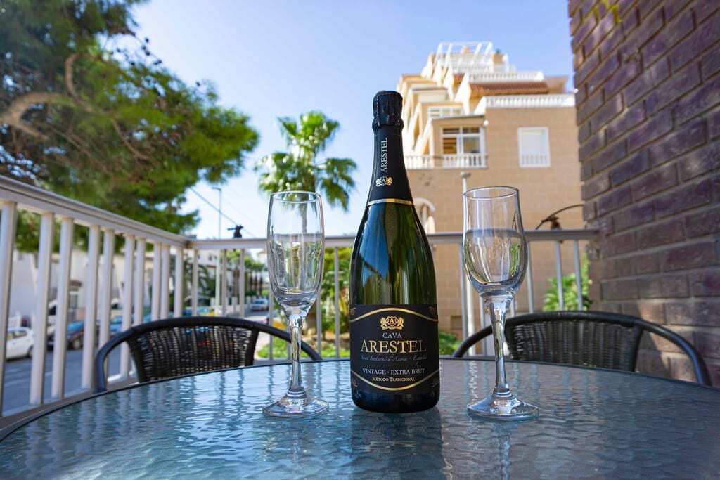 2 Bed, 1 Bath, ApartmentFor Sale, Punta Prima, Alicante