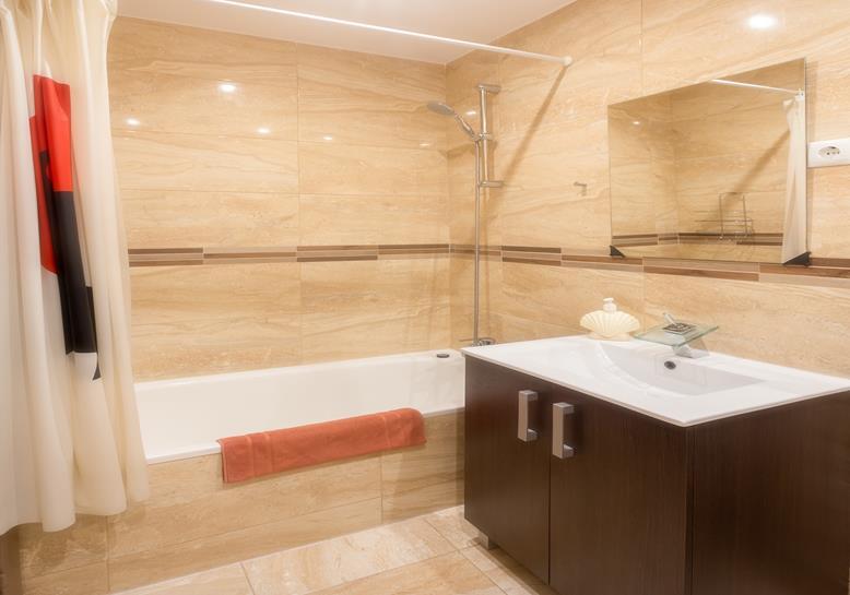 2 Bed, 1 Bath, ApartmentFor Sale, Punta Prima, Alicante