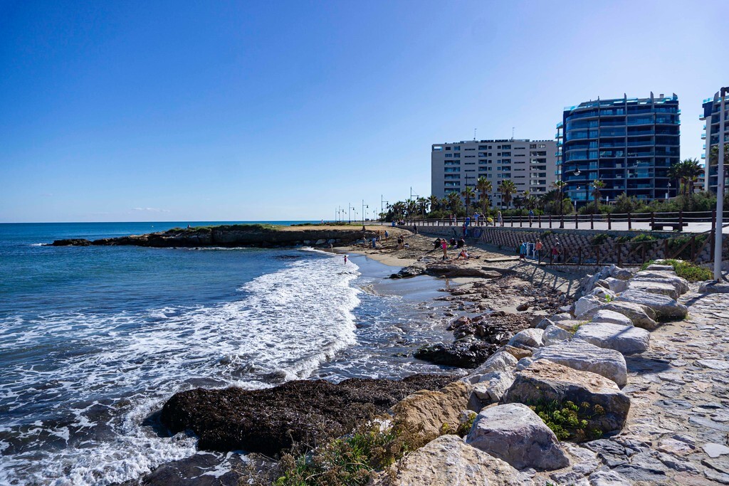 2 Bed, 1 Bath, ApartmentFor Sale, Punta Prima, Alicante