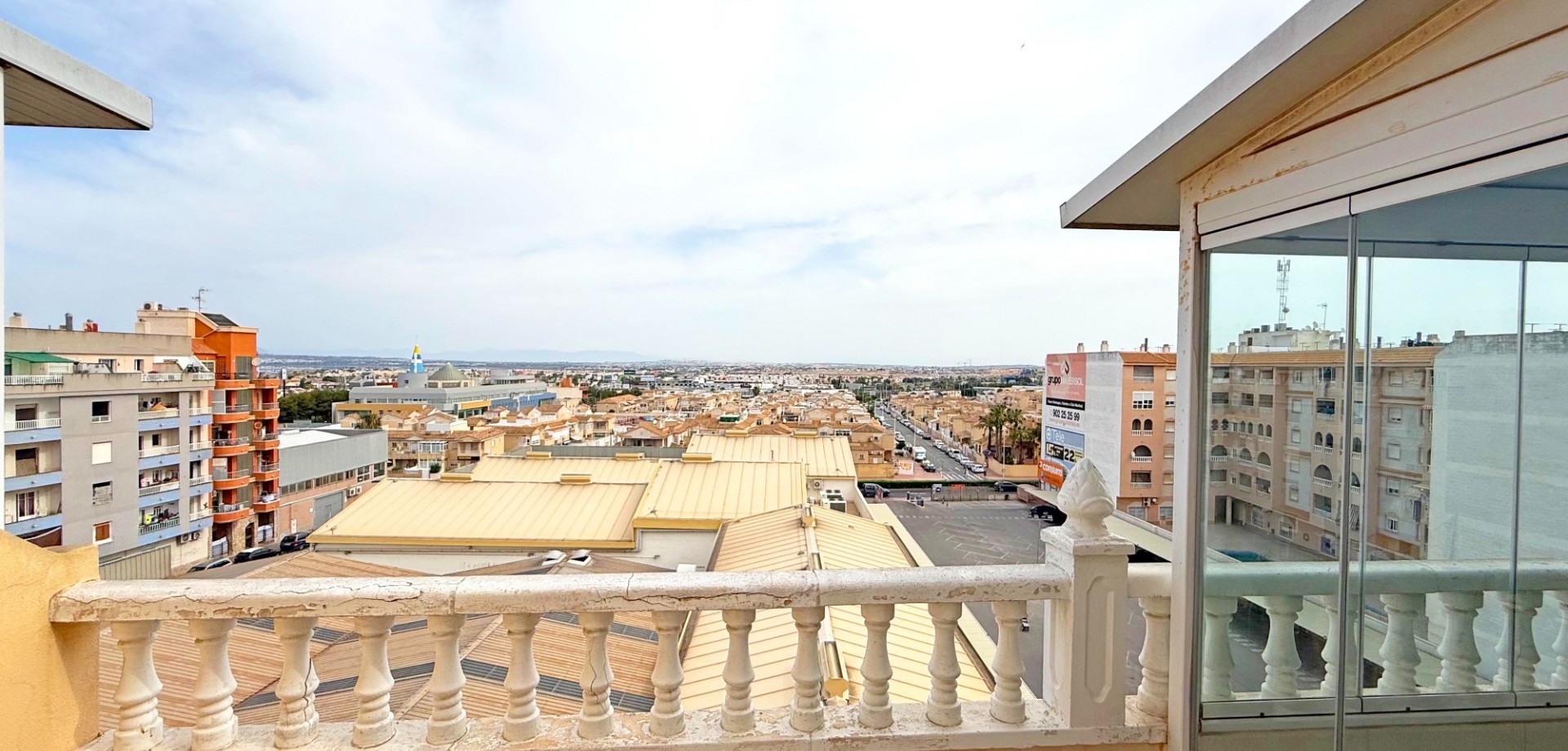 2 Bed, 1 Bath, ApartmentFor Sale, Torrevieja, Alicante