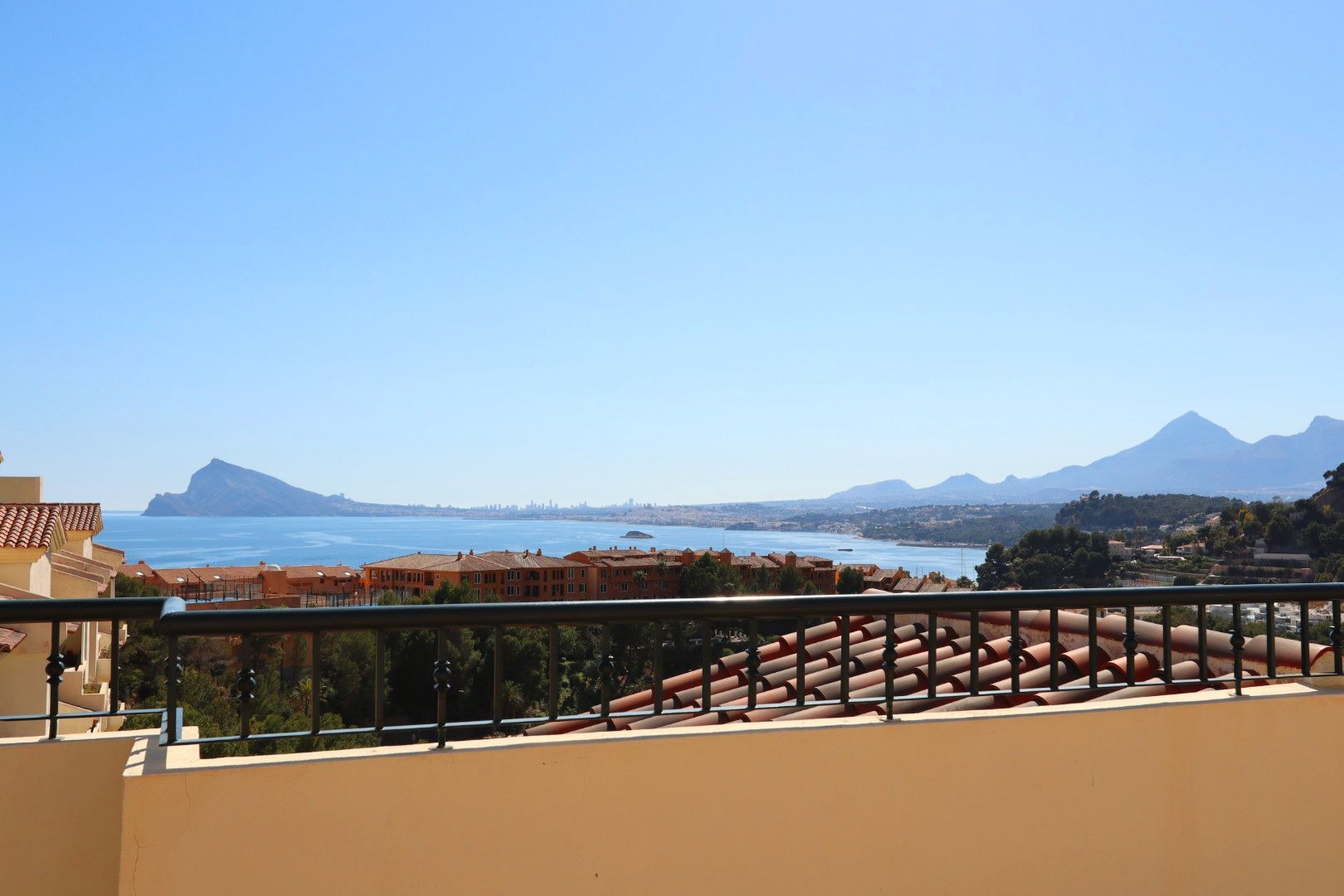 2 Bed, 2 Bath, ApartmentFor Sale, Altea, Alicante
