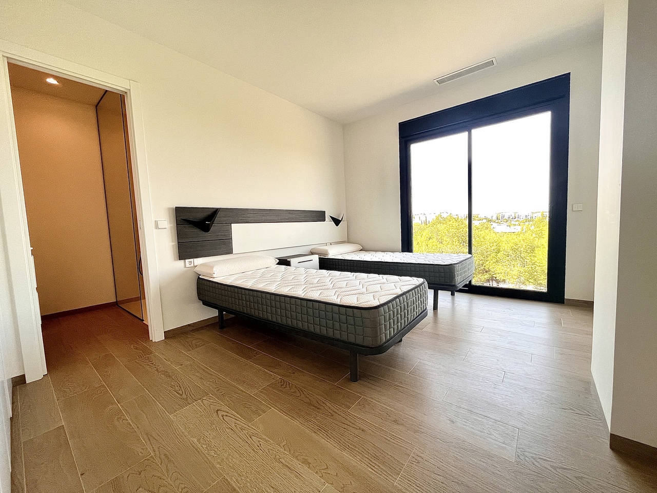 2 Bed, 3 Bath, ApartmentFor Sale, Las Colinas Golf, Alicante