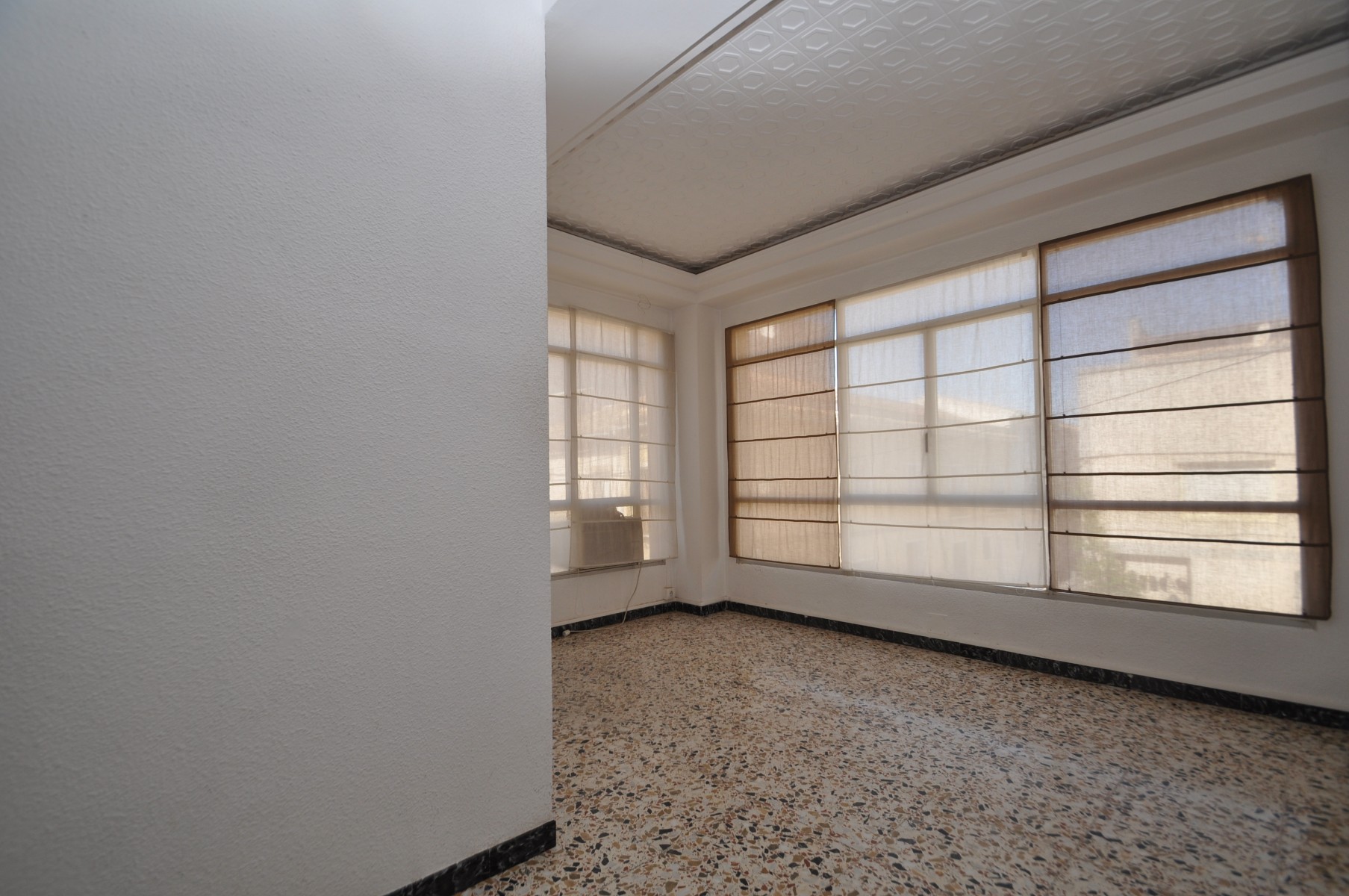 5 Bed, 2 Bath, ApartmentFor Sale, Pinoso, Alicante