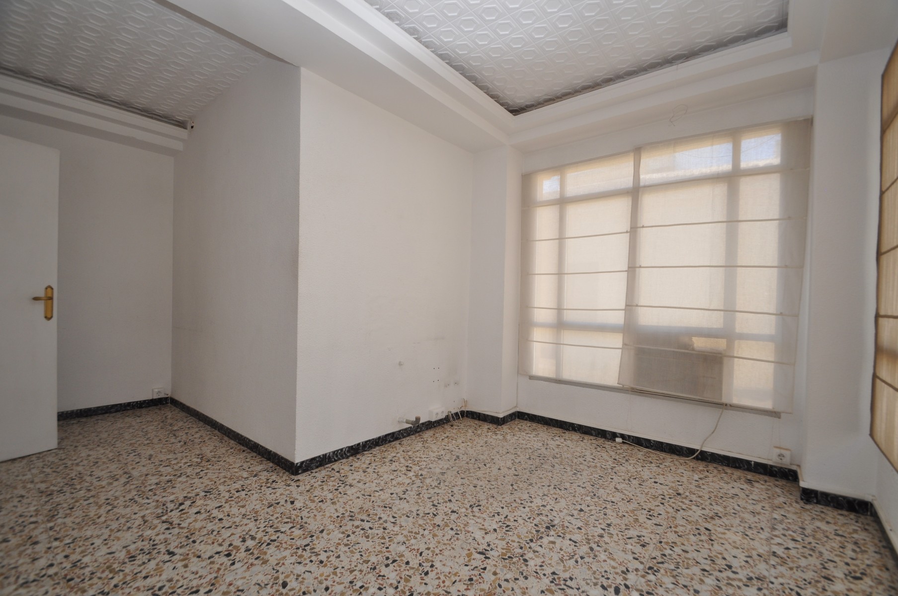 5 Bed, 2 Bath, ApartmentFor Sale, Pinoso, Alicante