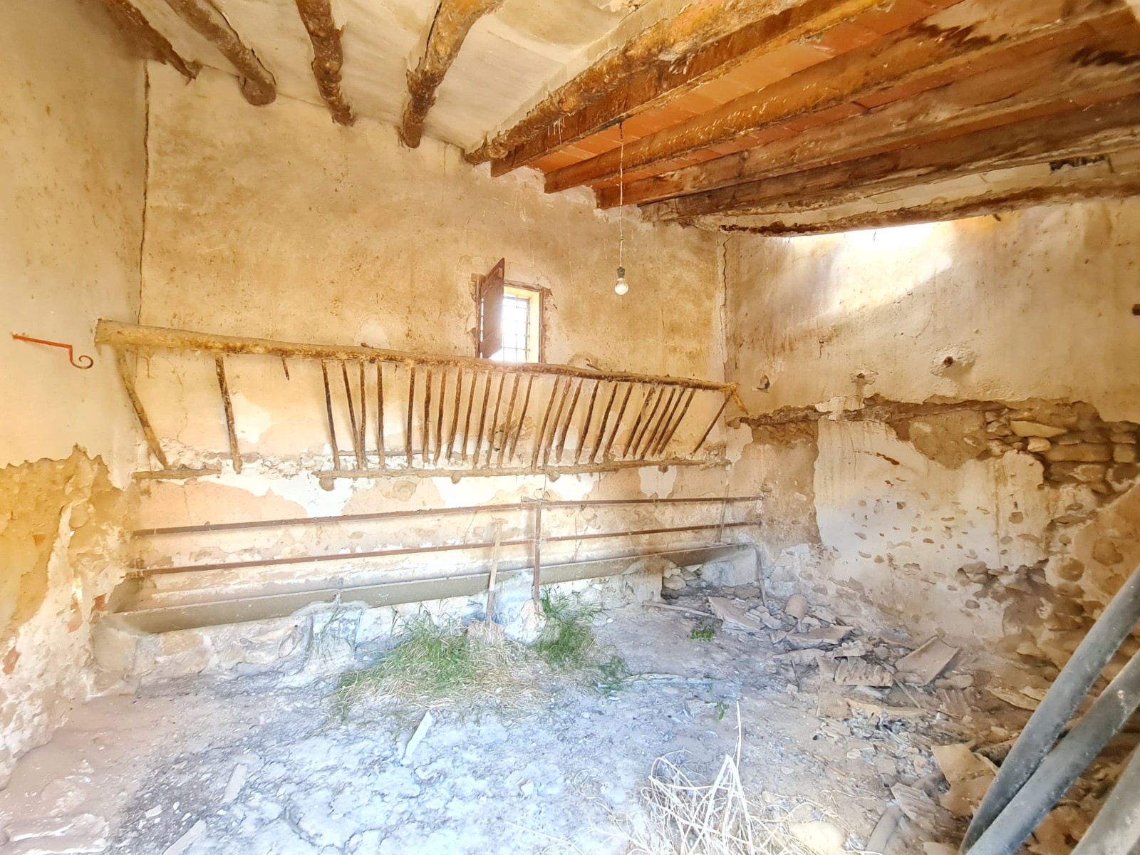 6 Bed, 1 Bath, HouseFor Sale, Torre Del Rico, Murcia