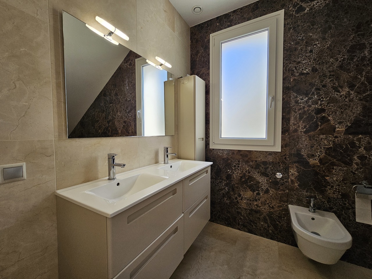 5 Bed, 4 Bath, HouseFor Sale, La Zenia, Alicante