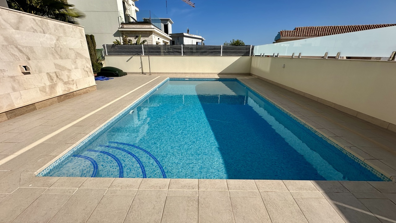 5 Bed, 4 Bath, HouseFor Sale, La Zenia, Alicante