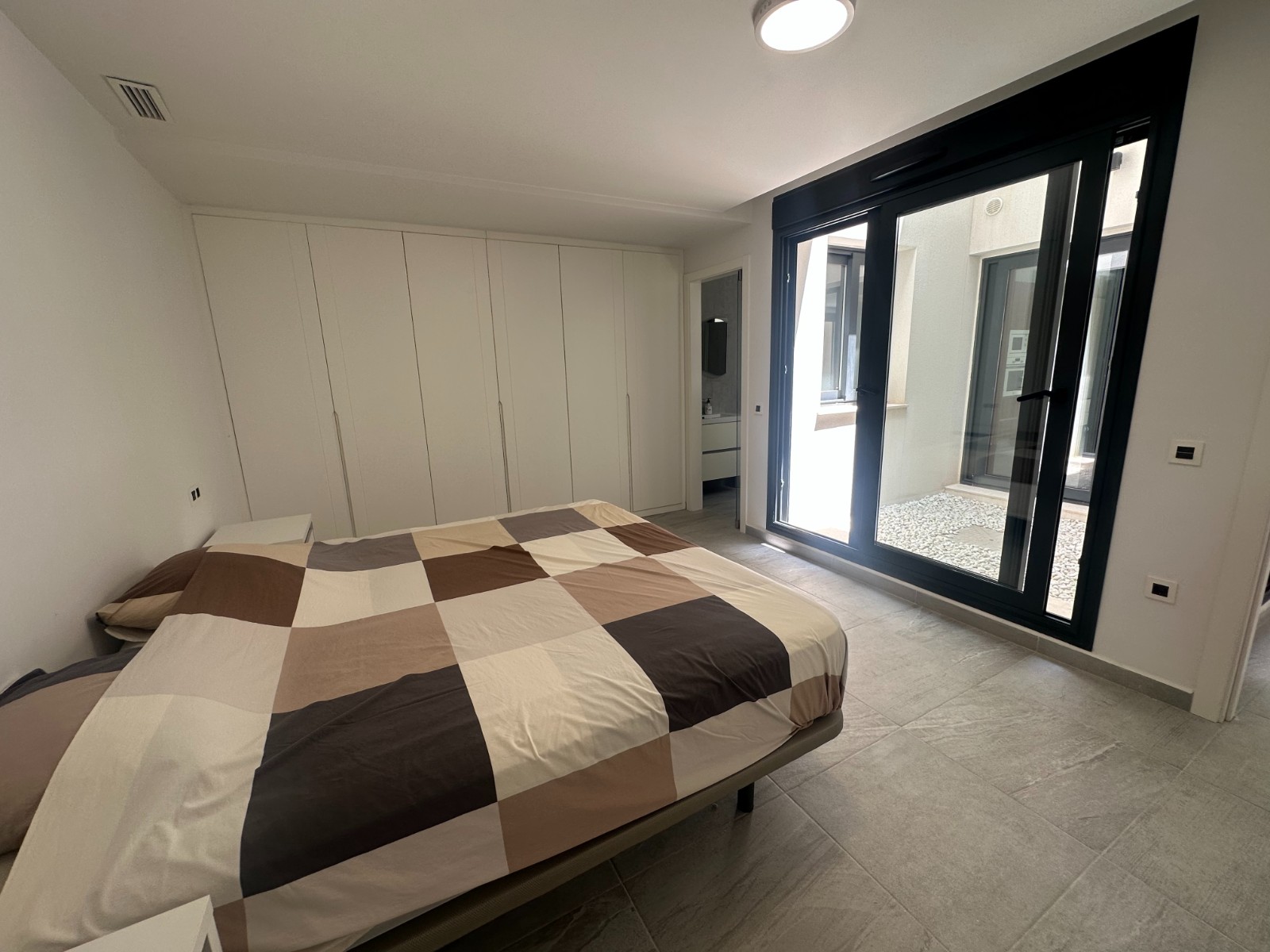 5 Bed, 4 Bath, HouseFor Sale, San Miguel de Salinas, Alicante