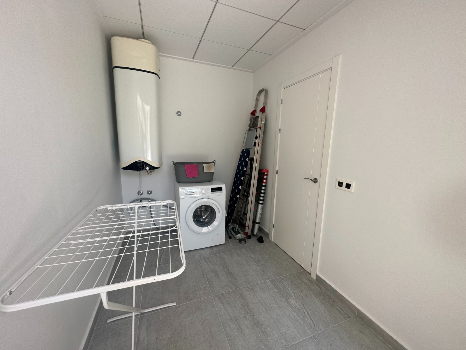 5 Bed, 4 Bath, HouseFor Sale, San Miguel de Salinas, Alicante