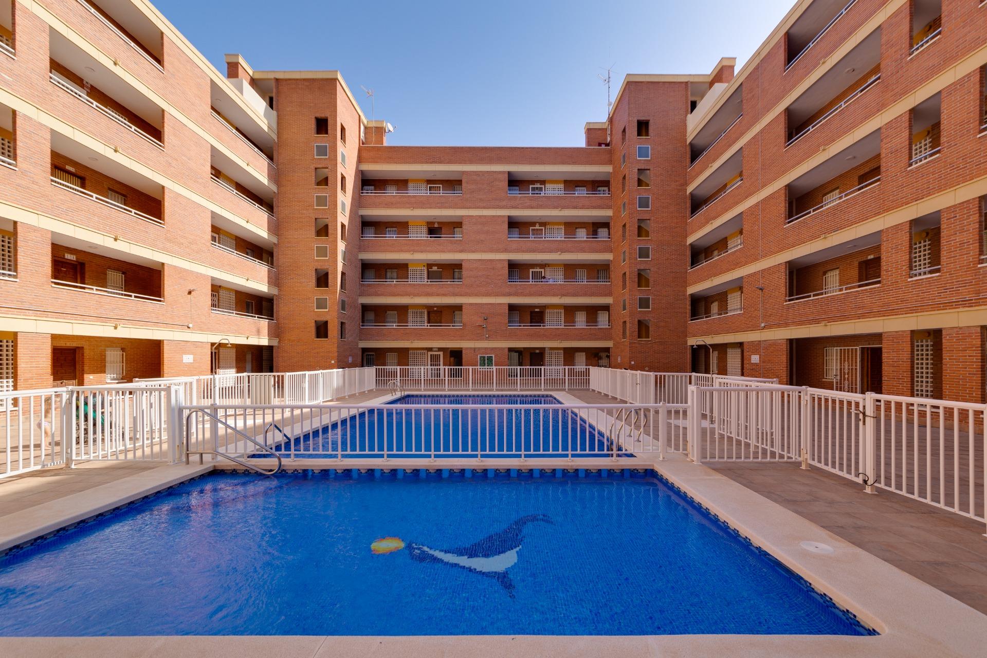 2 Bed, 1 Bath, ApartmentFor Sale, Torrevieja, Alicante