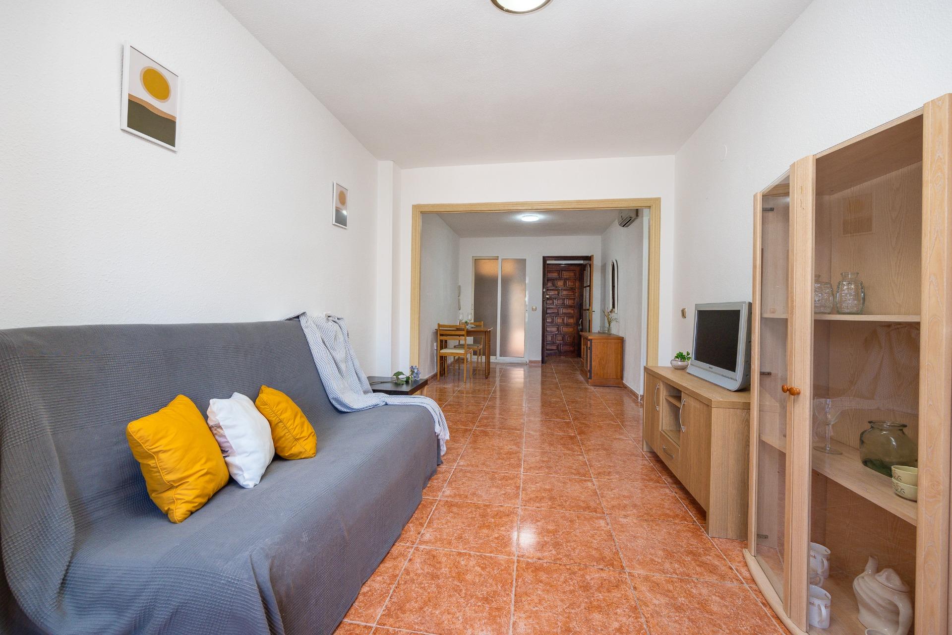 2 Bed, 1 Bath, ApartmentFor Sale, Torrevieja, Alicante