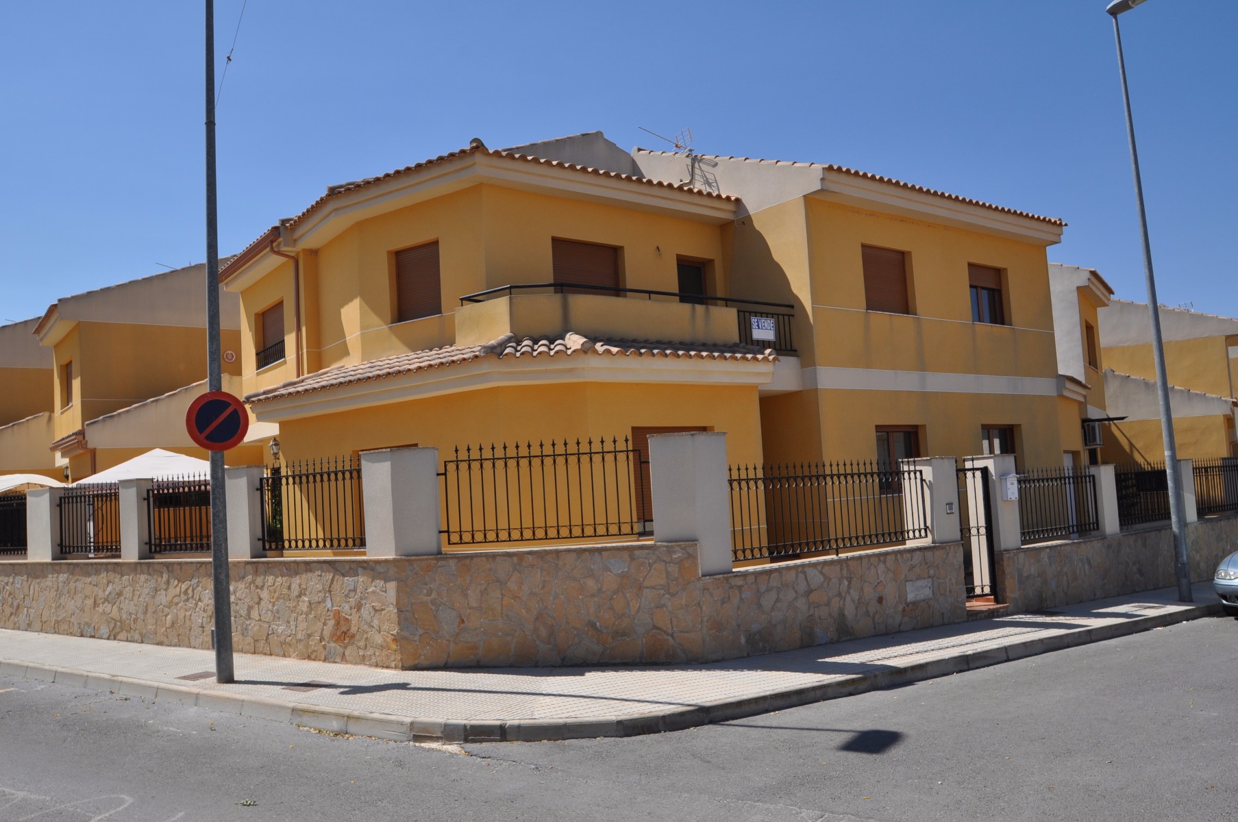 4 Bed, 2 Bath, HouseFor Sale, Pinoso, Alicante