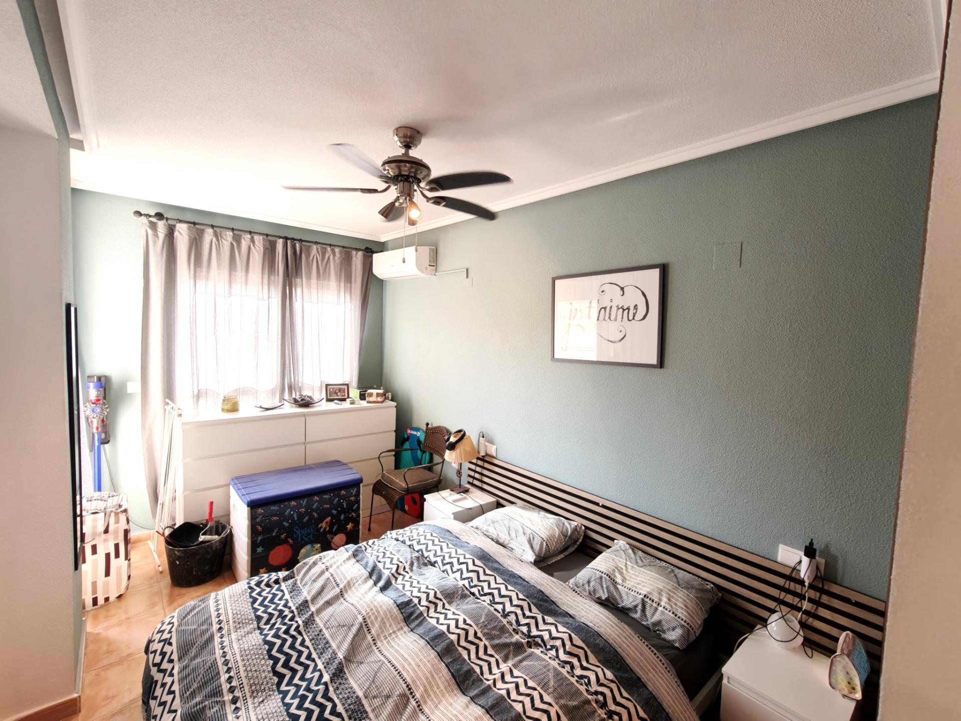 2 Bed, 1 Bath, ApartmentFor Sale, Torrevieja, Alicante