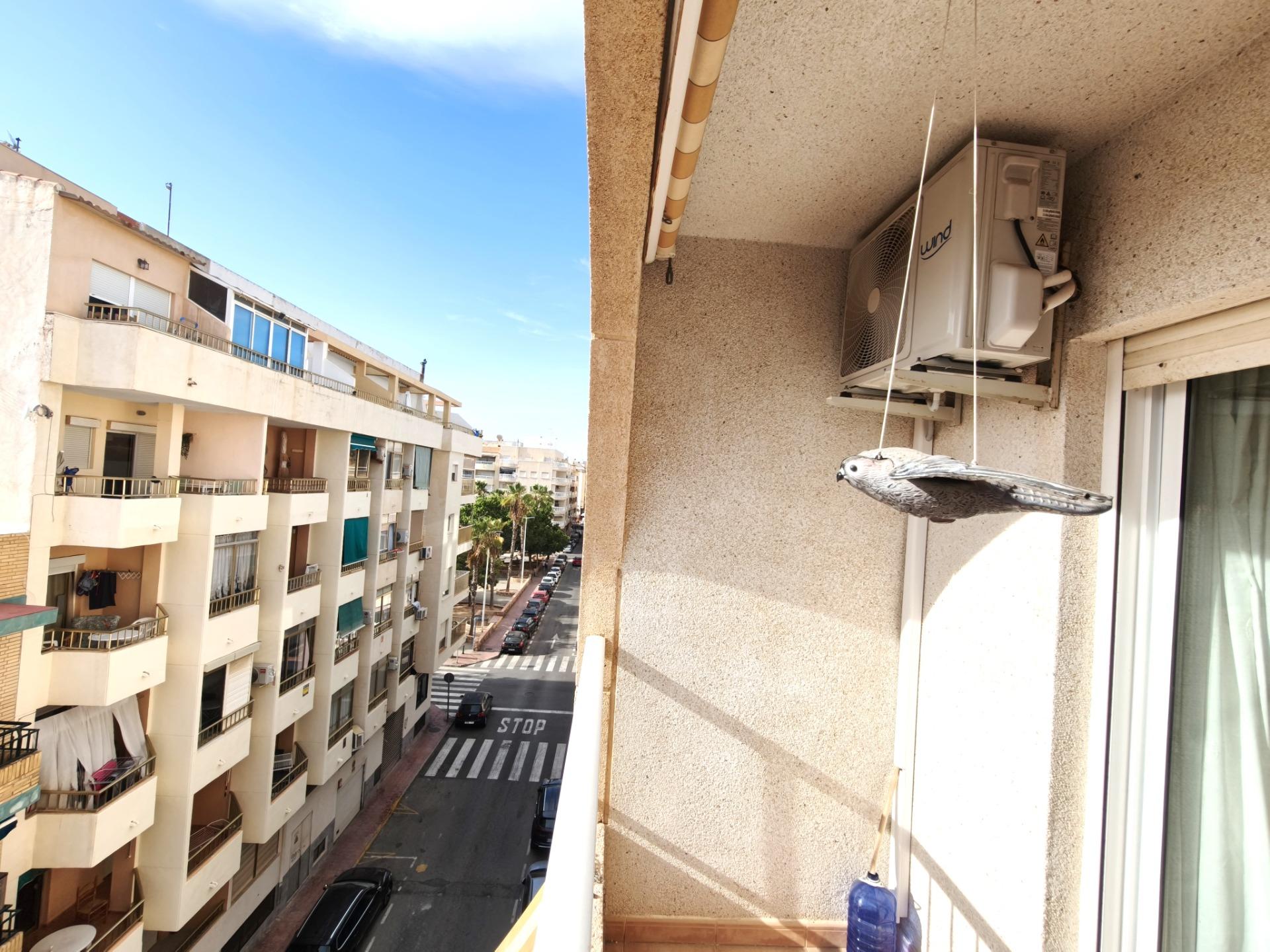 2 Bed, 1 Bath, ApartmentFor Sale, Torrevieja, Alicante