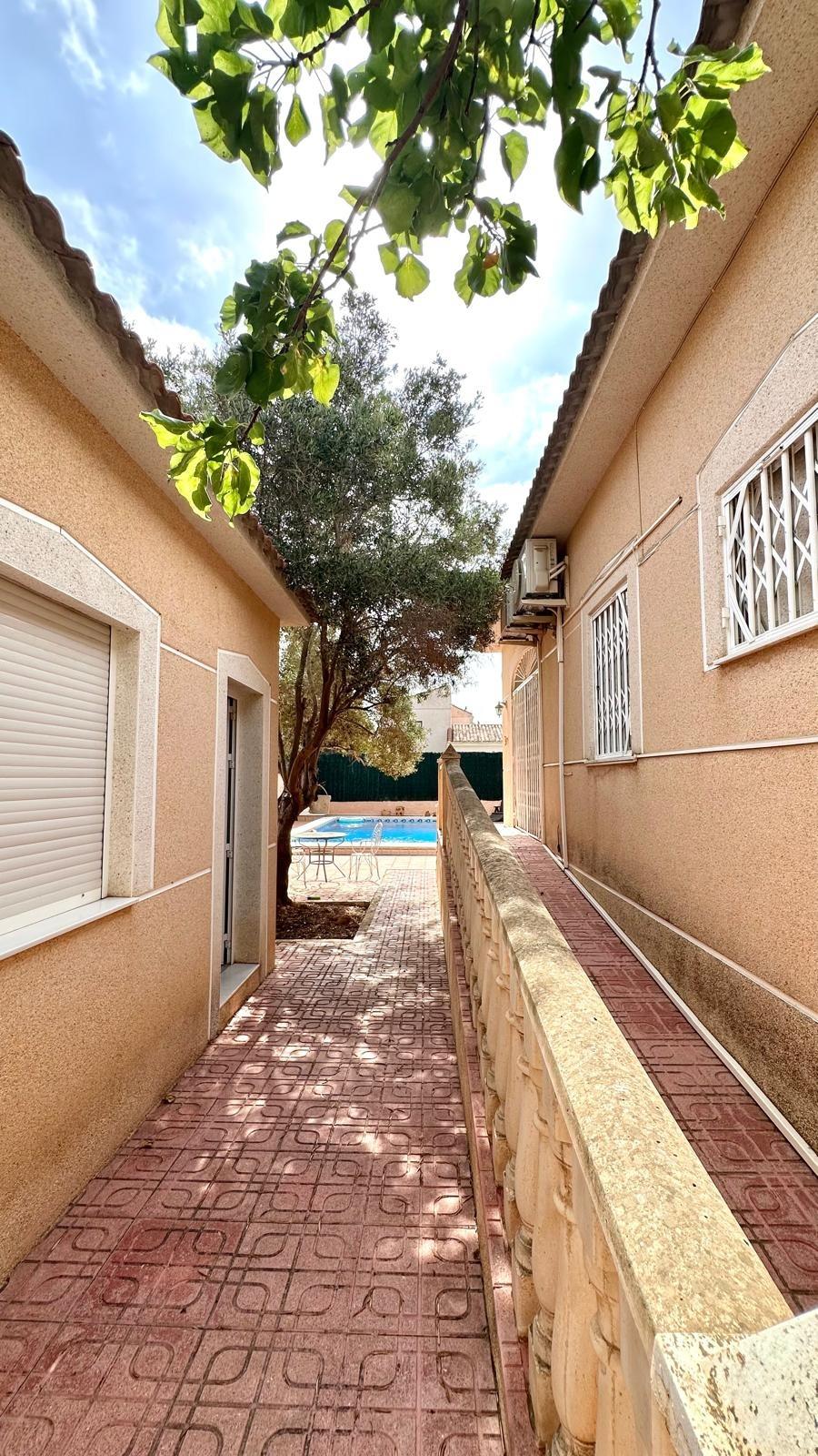 3 Bed, 3 Bath, HouseFor Sale, Torrevieja, Alicante