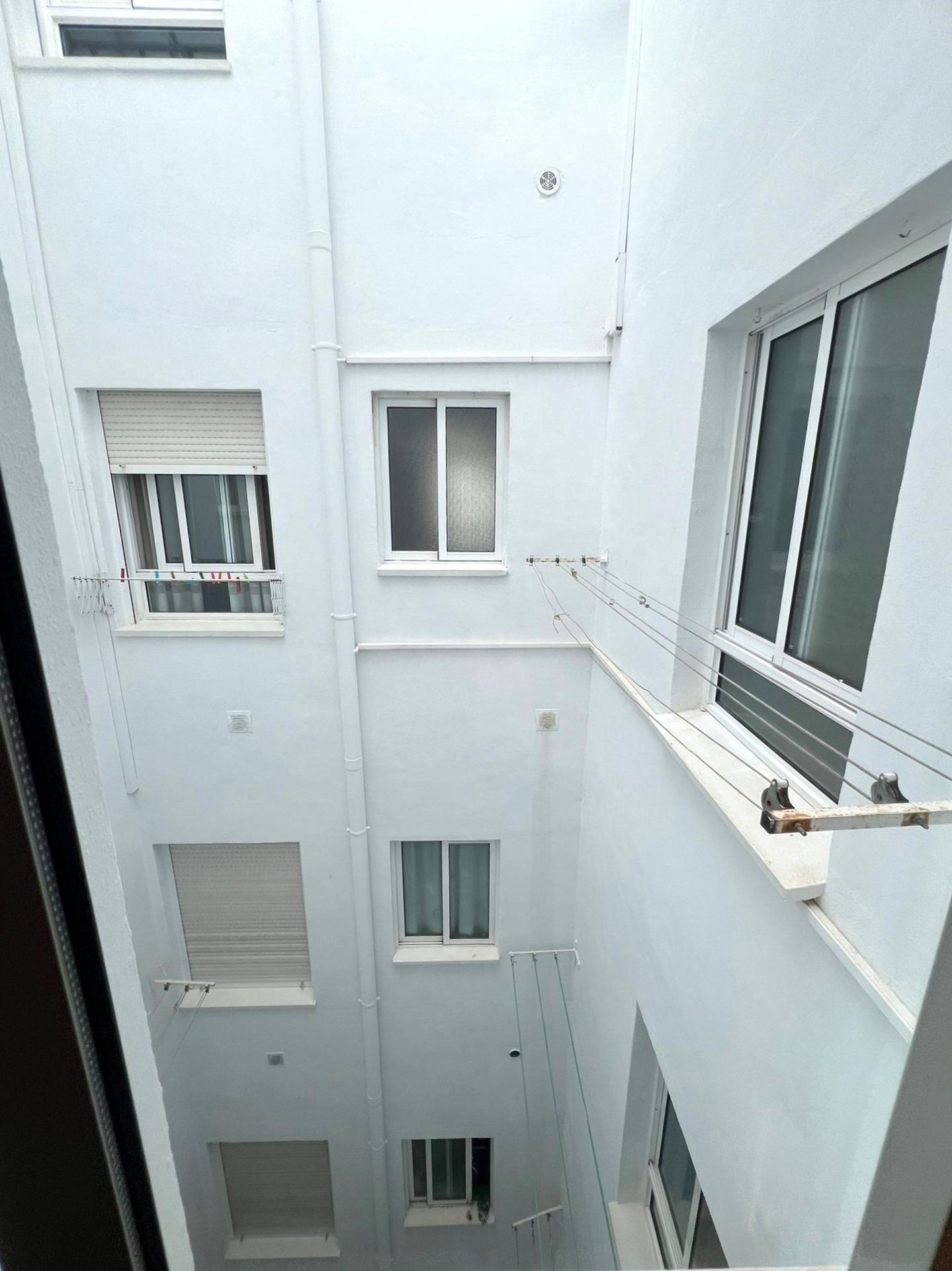 2 Bed, 1 Bath, ApartmentFor Sale, Torrevieja, Alicante