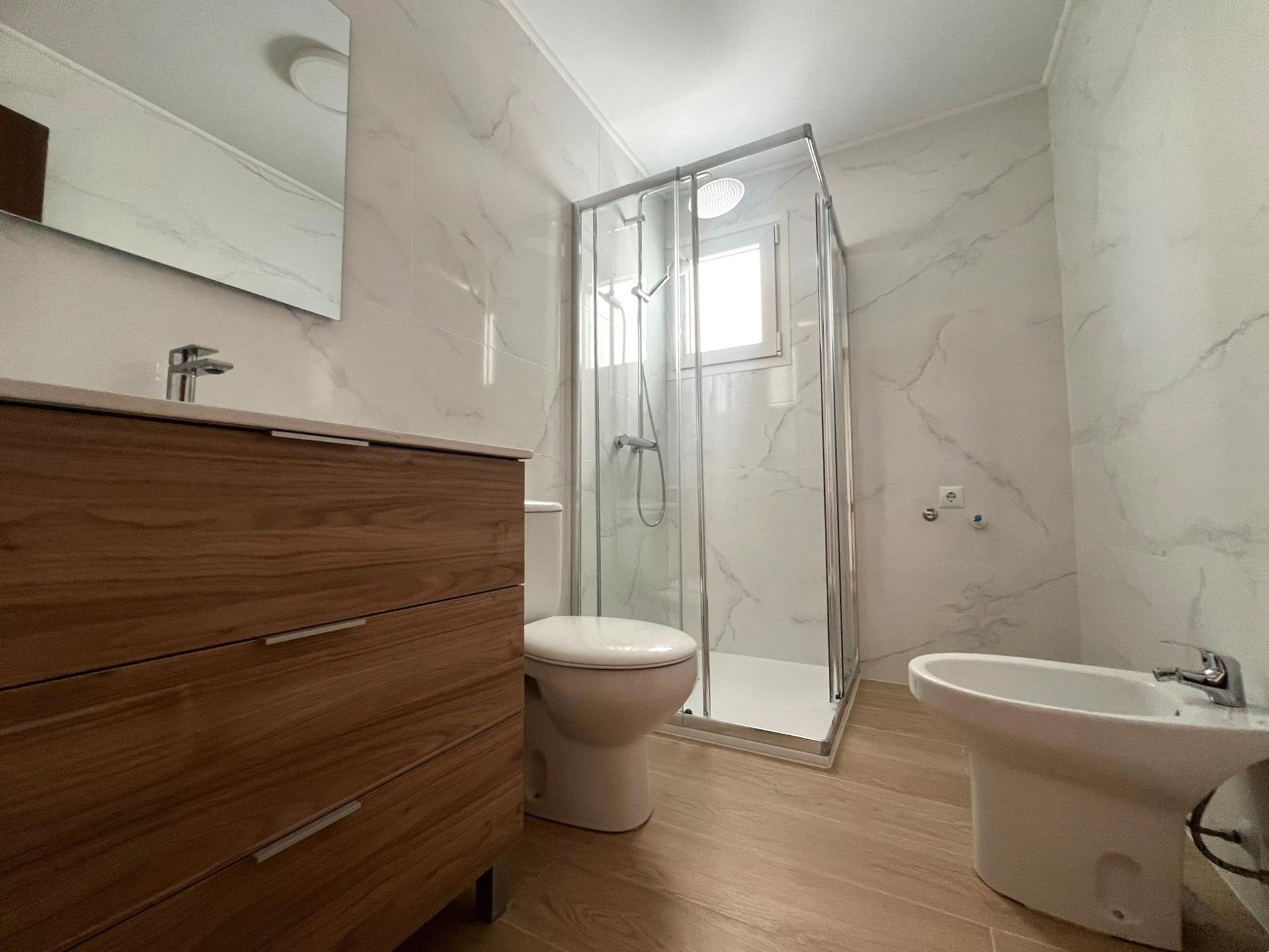 2 Bed, 1 Bath, ApartmentFor Sale, Torrevieja, Alicante