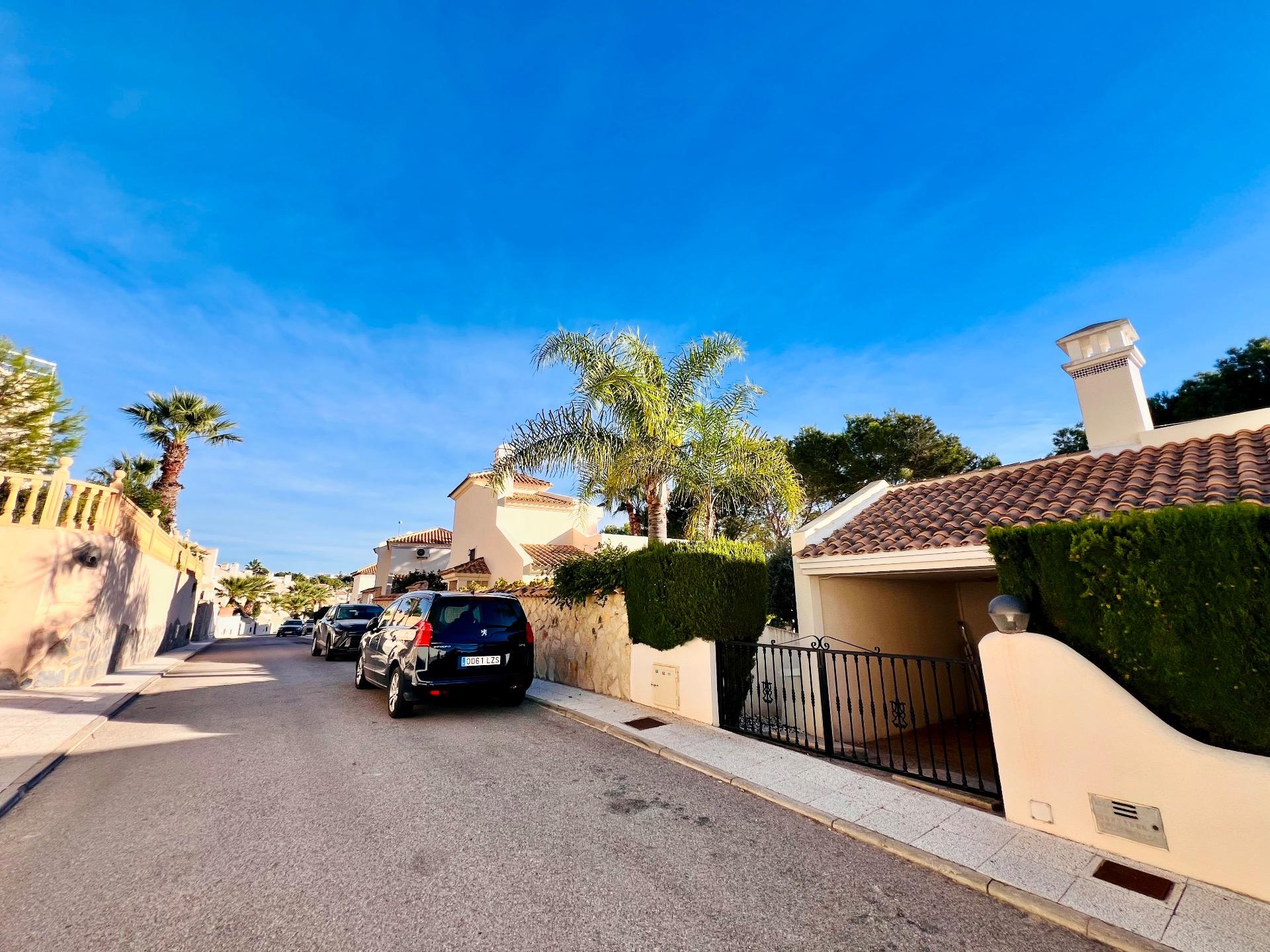 3 Bed, 3 Bath, HouseFor Sale, Orihuela Costa, Alicante