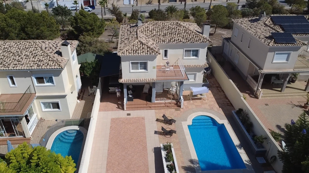 4 Bed, 2 Bath, HouseFor Sale, Aspe, Alicante