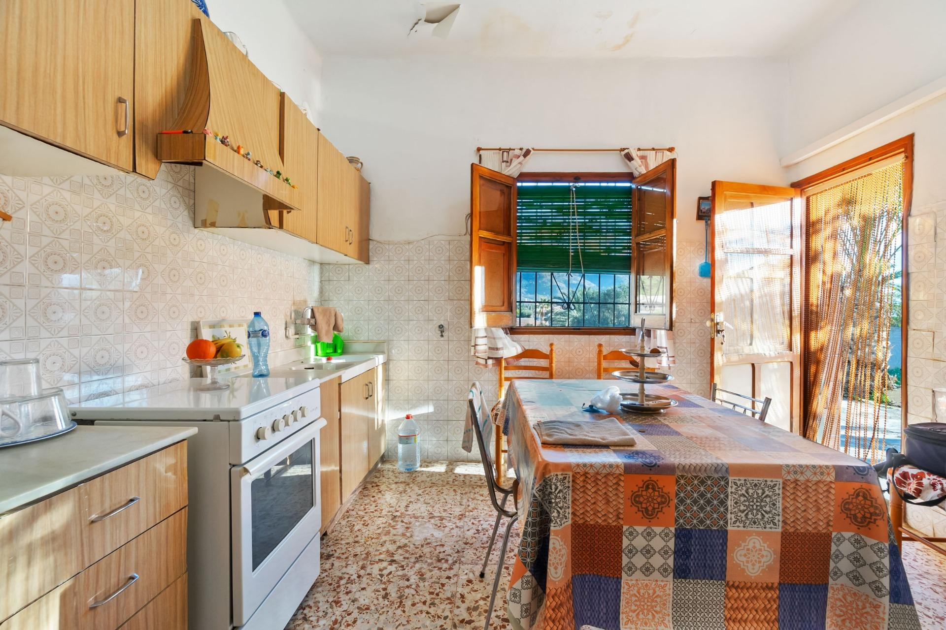 4 Bed, 2 Bath, HouseFor Sale, Orihuela, Alicante