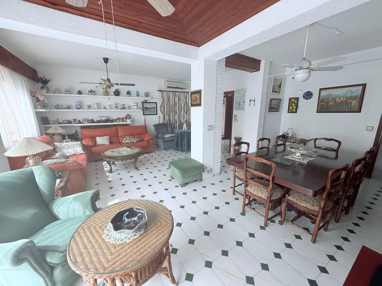 4 Bed, 3 Bath, HouseFor Sale, Orihuela Costa, Alicante