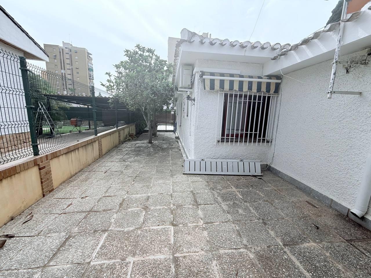 4 Bed, 3 Bath, HouseFor Sale, Orihuela Costa, Alicante