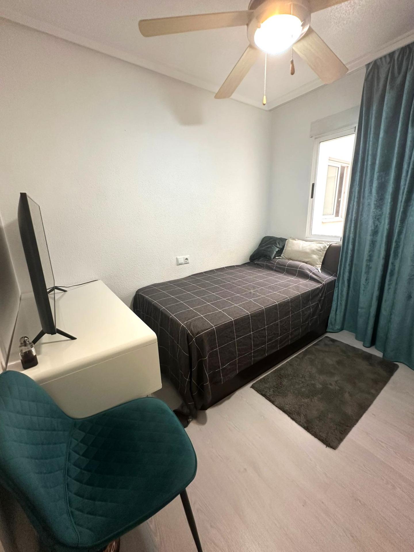 2 Bed, 1 Bath, ApartmentFor Sale, Torrevieja, Alicante