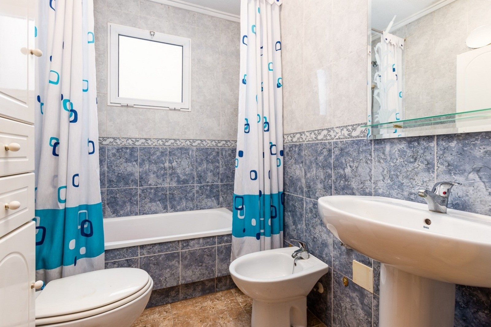 2 Bed, 1 Bath, ApartmentFor Sale, Torrevieja, Alicante