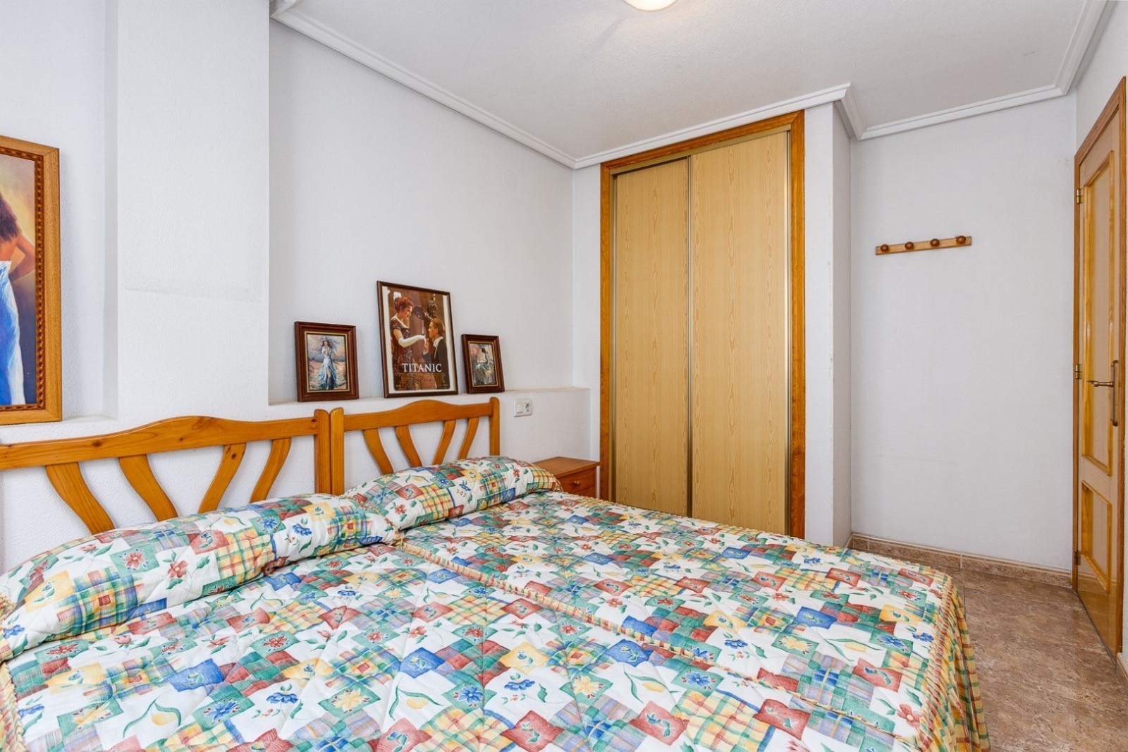 2 Bed, 1 Bath, ApartmentFor Sale, Torrevieja, Alicante