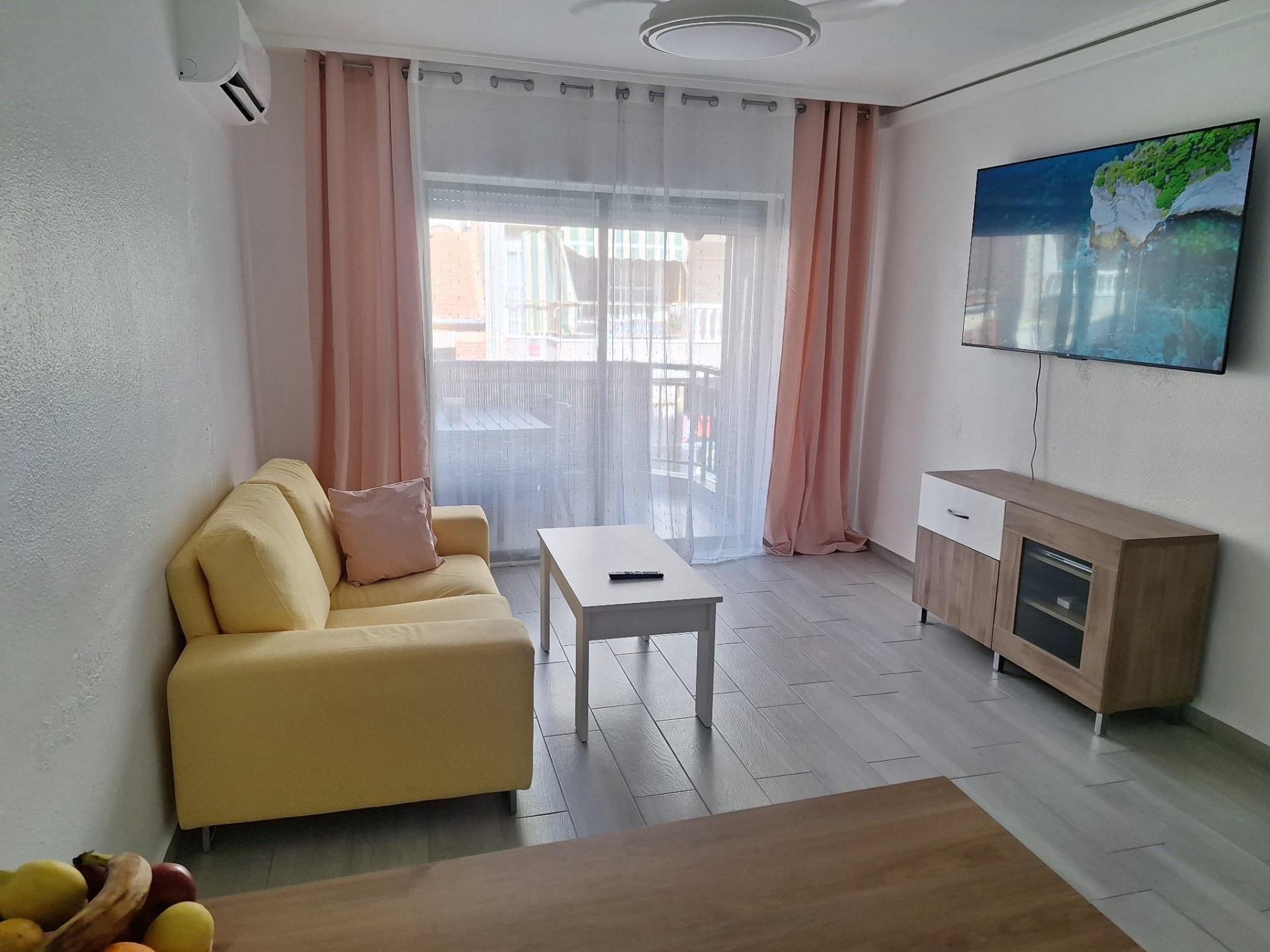 2 Bed, 1 Bath, ApartmentFor Sale, Torrevieja, Alicante