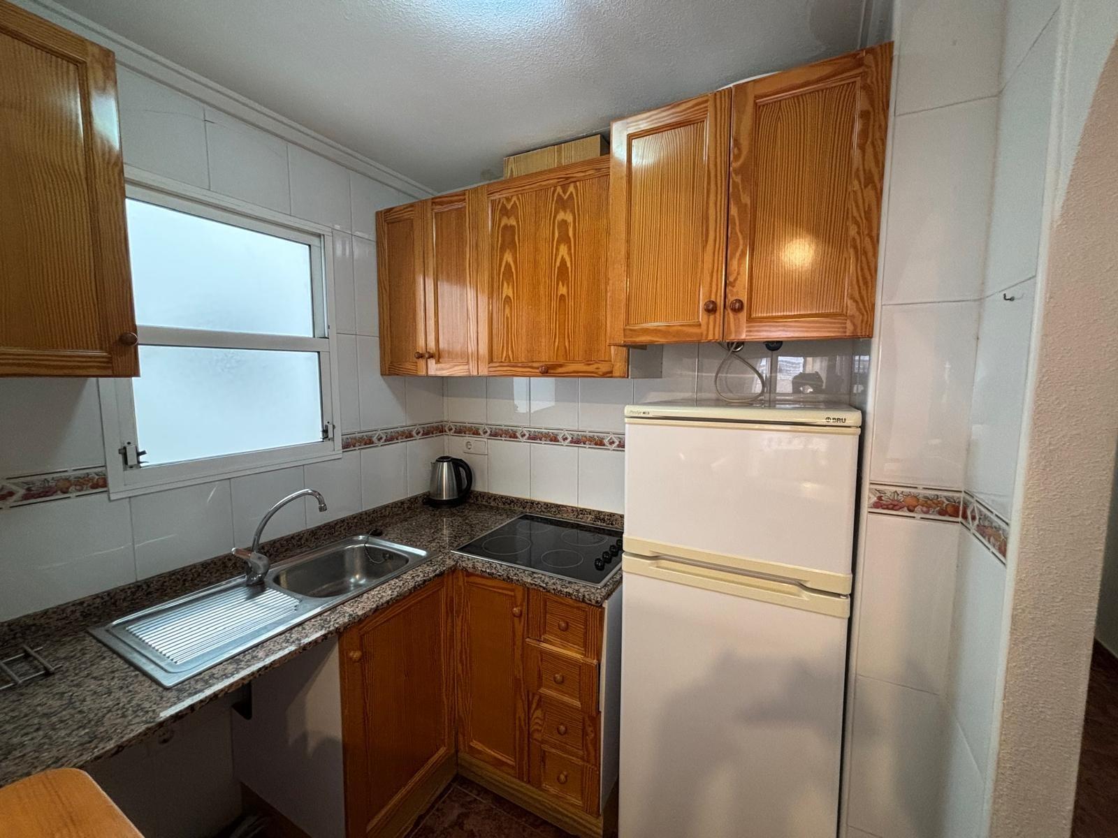 2 Bed, 1 Bath, ApartmentFor Sale, Torrevieja, Alicante