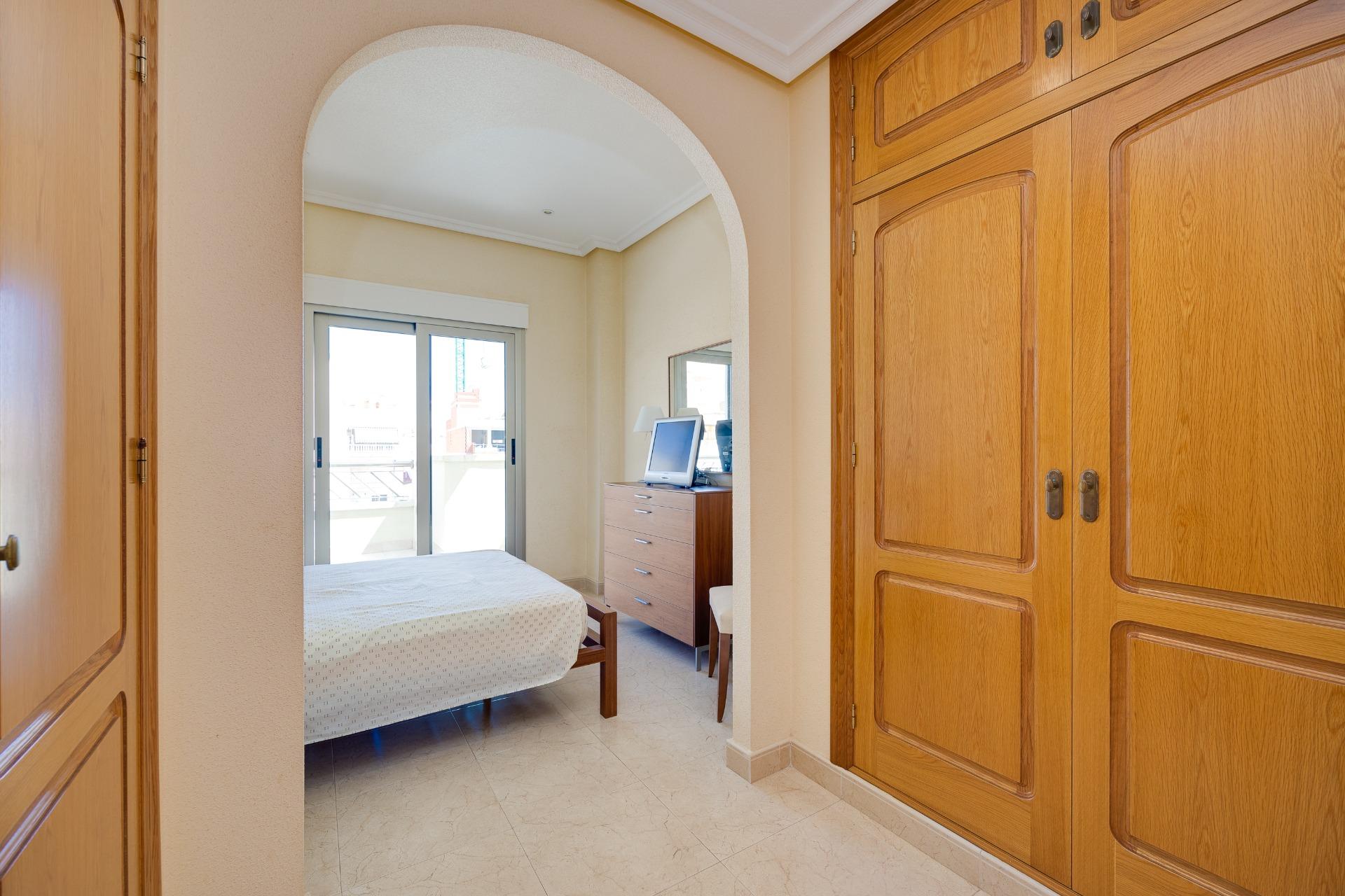 3 Bed, 2 Bath, ApartmentFor Sale, Torrevieja, Alicante