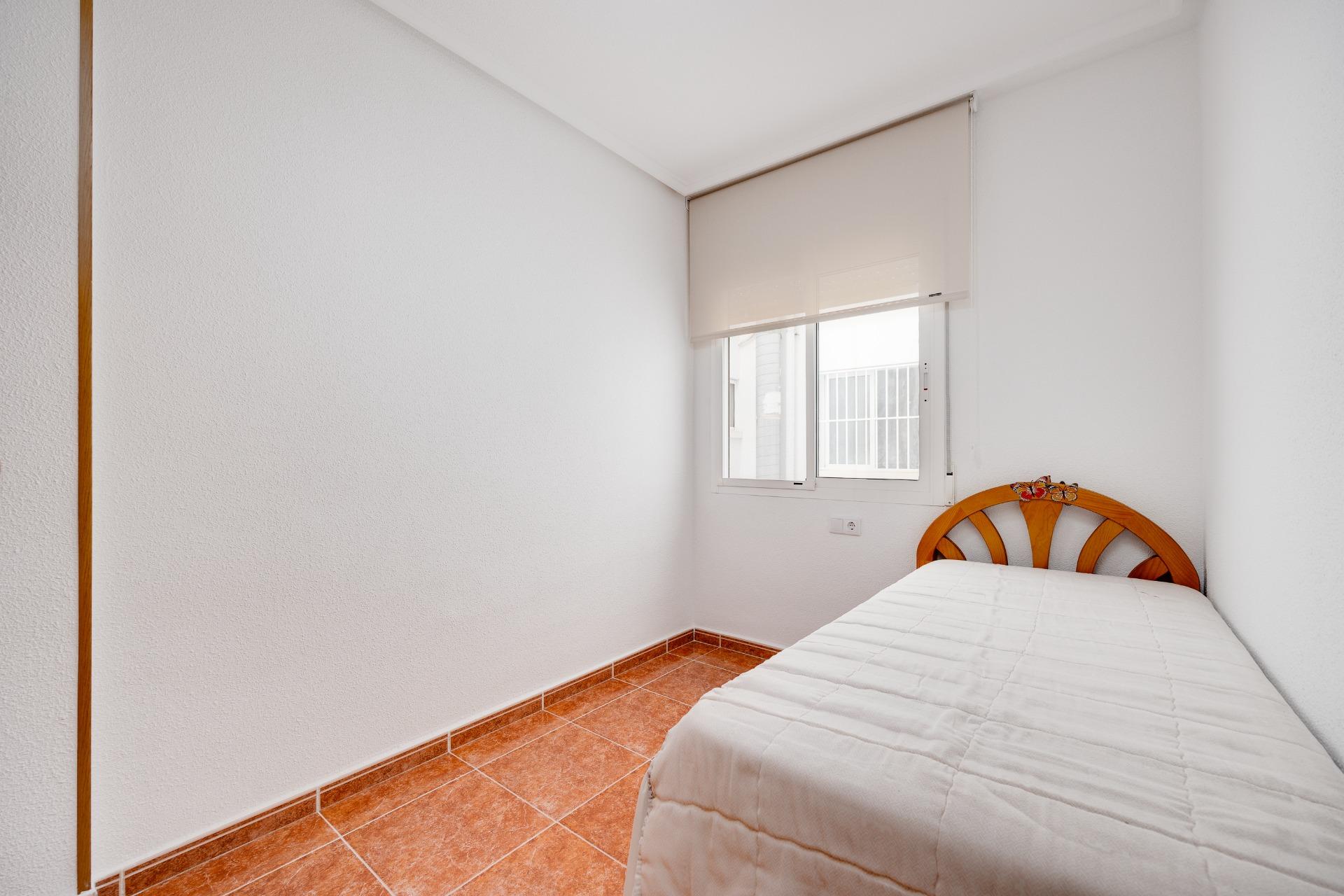 2 Bed, 1 Bath, ApartmentFor Sale, Guardamar Del Segura, Alicante