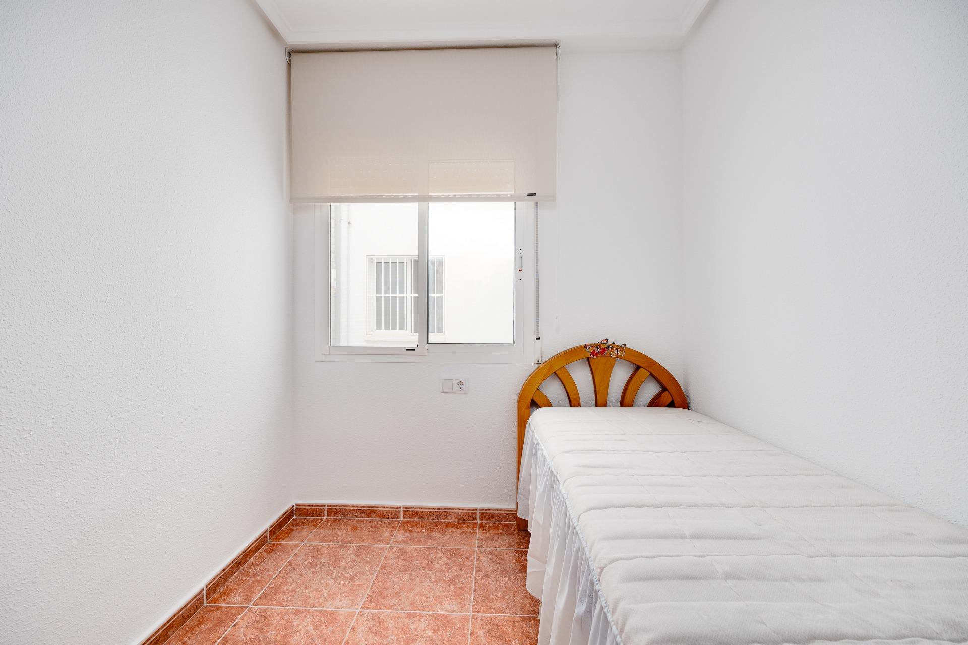 2 Bed, 1 Bath, ApartmentFor Sale, Guardamar Del Segura, Alicante