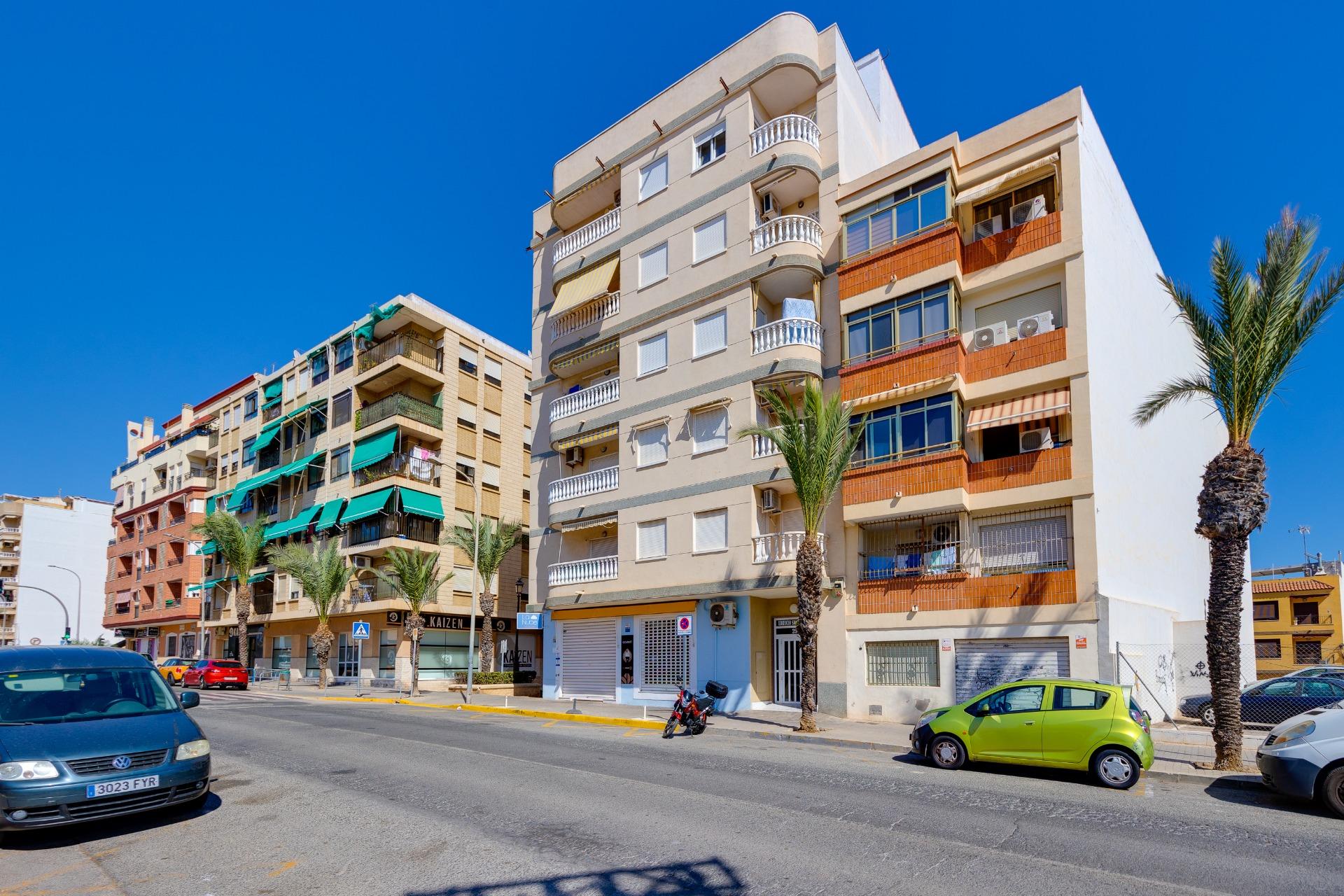 2 Bed, 1 Bath, ApartmentFor Sale, Guardamar Del Segura, Alicante